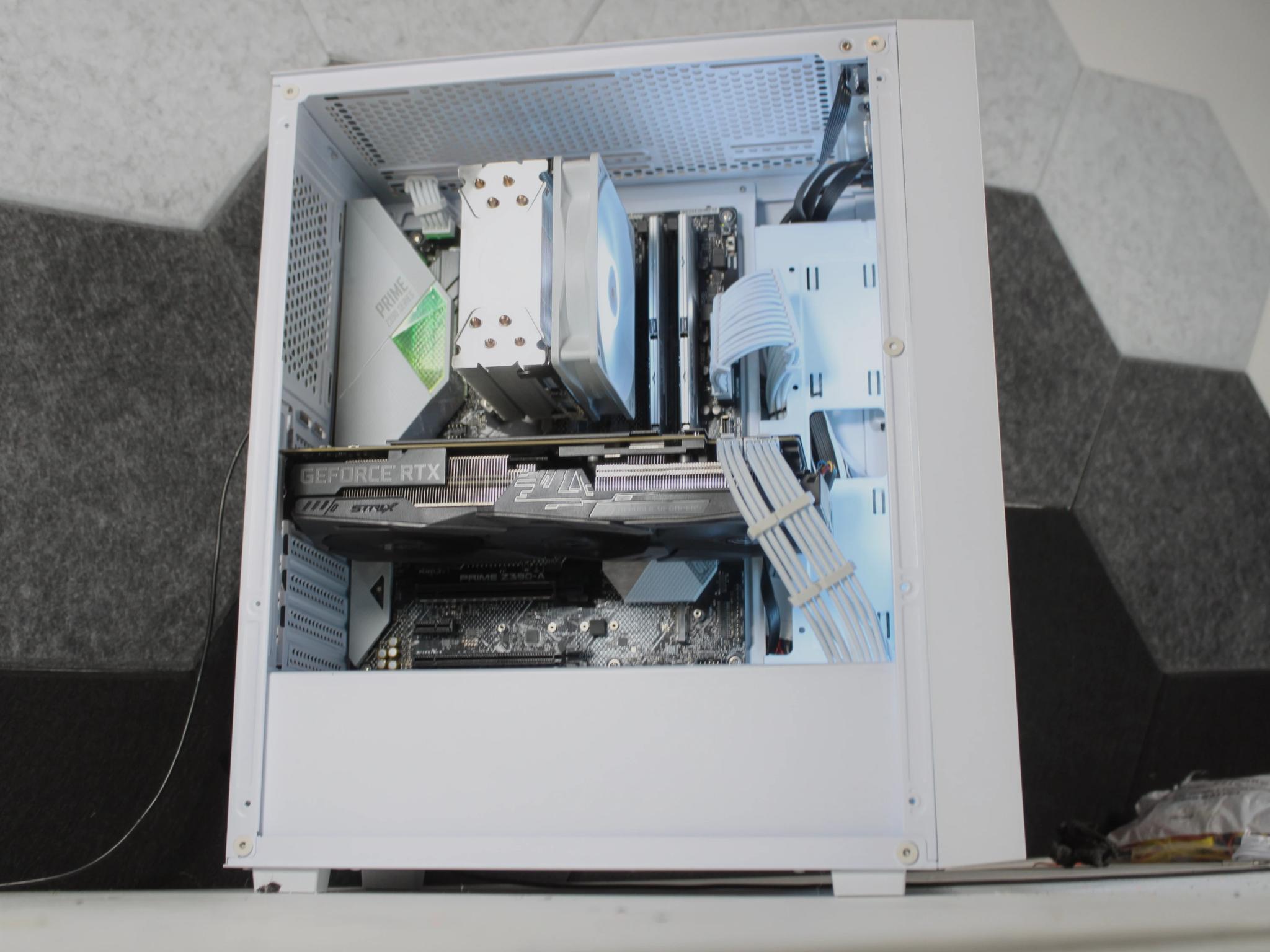 RTX 2070 Intel i7 9700K 16GB/512GB SSD Windows 11 Gaming PC