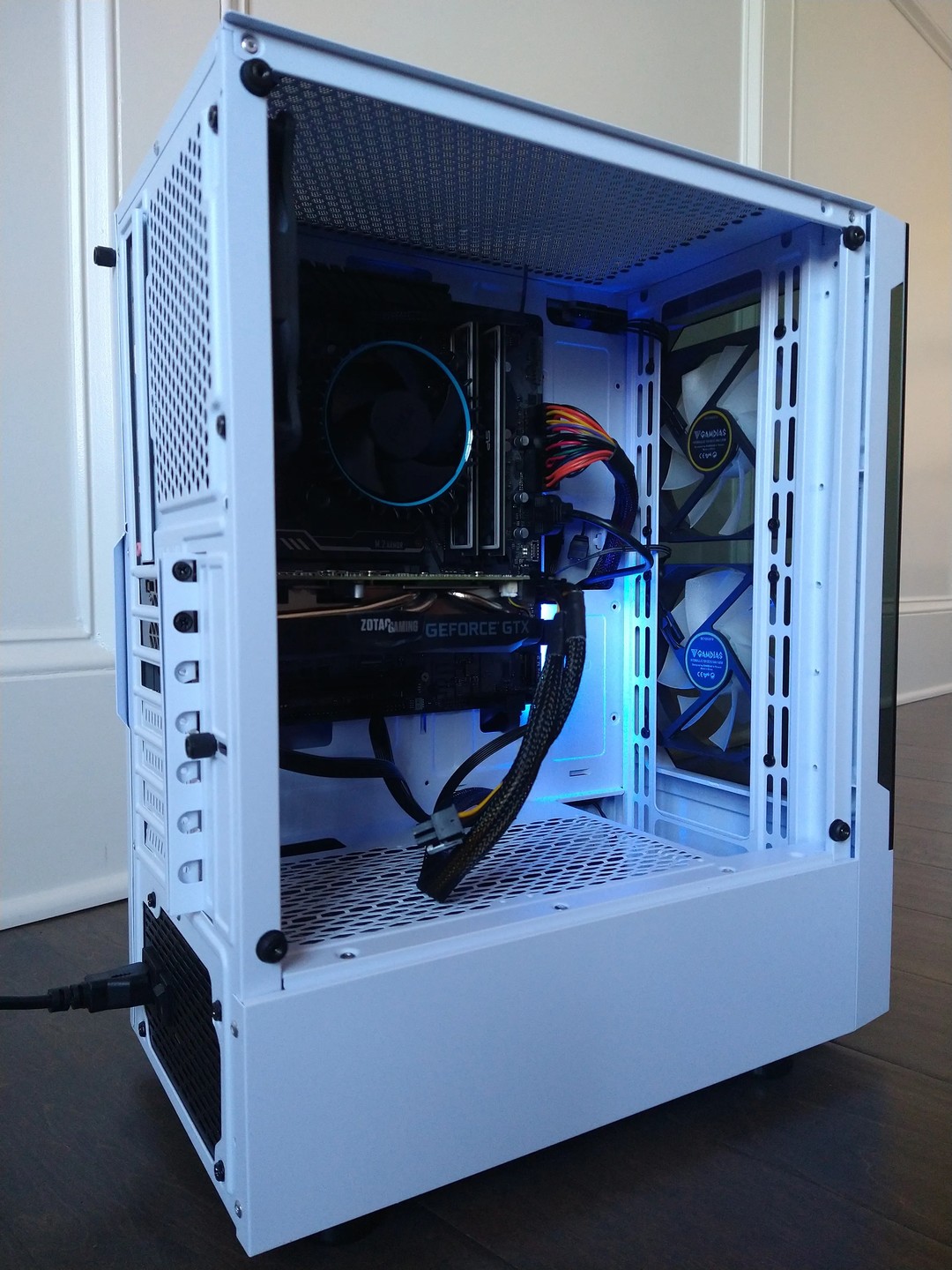 自作ゲーミングPC/Core i3-12100F/16G/GTX1660 Mid-Range Gaming PC (Intel i3-12100F + GTX 1660 Super) - 16GB Ram