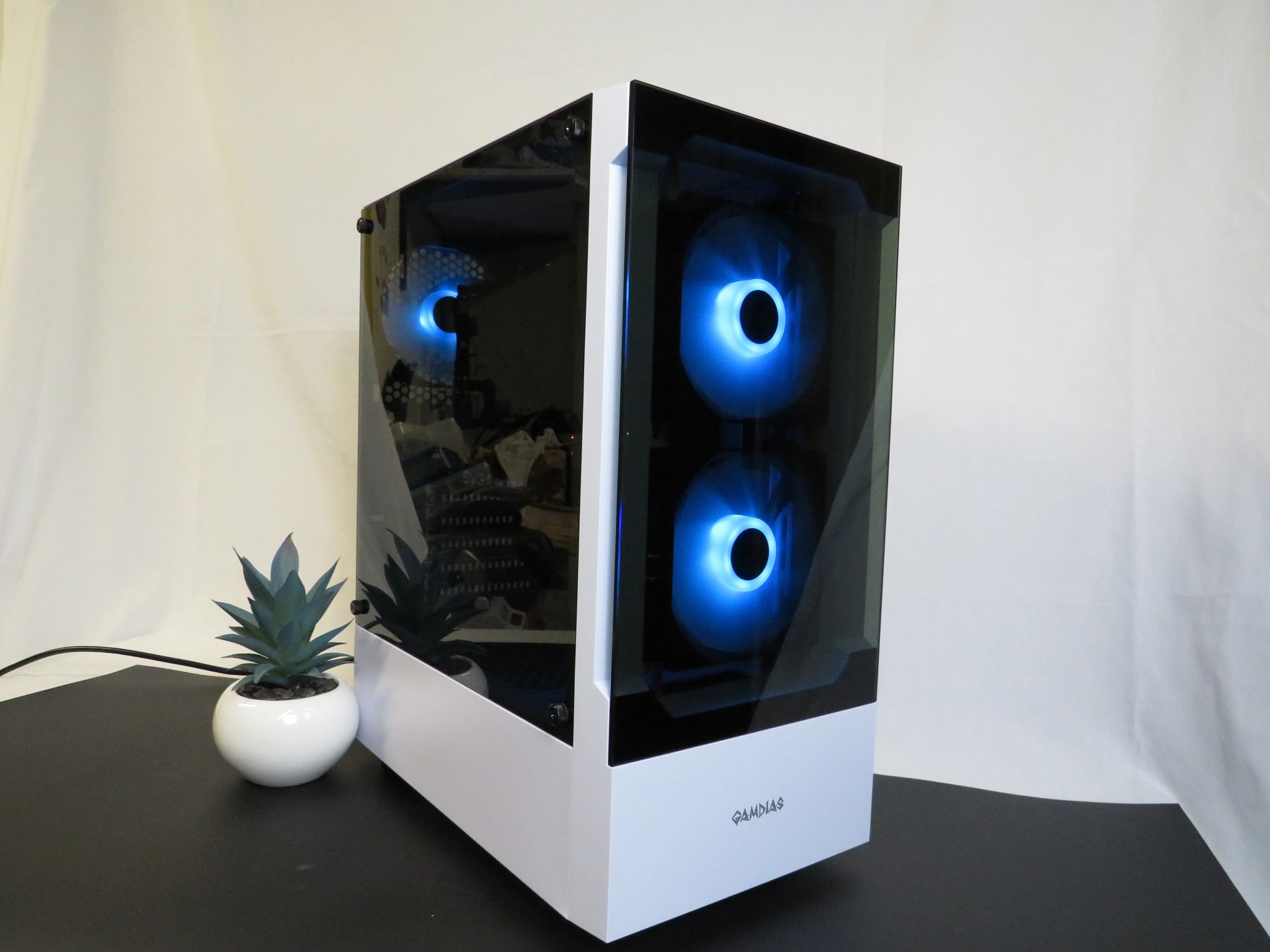 Summer Sale! Awesome Budget Gamer! Intel Xeon E5 2680 V4 + GTX 1070 SC + 32 GB DDR4 + 1 TB SSD