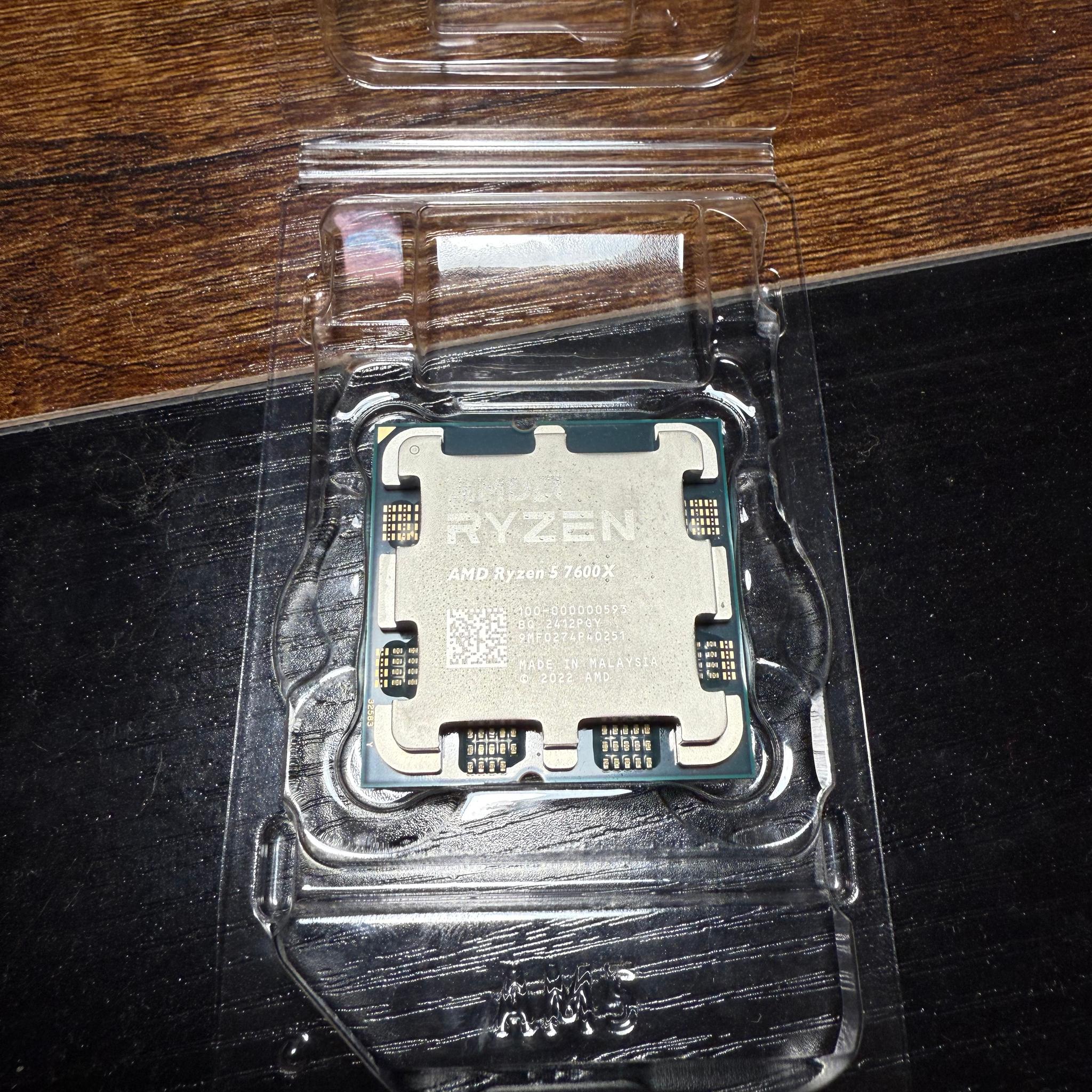 RYZEN 5 7600X