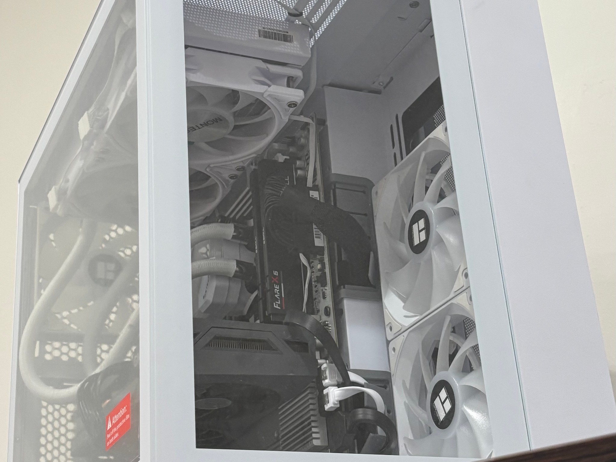 🤍 WHITE AM5 GAMING PC | Ryzen 7 9700X | RTX 3060 12GB | 32GB DDR5