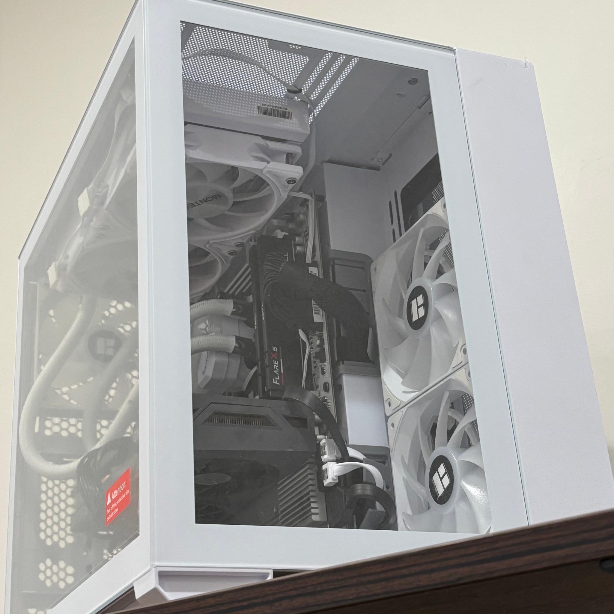🤍 WHITE AM5 GAMING PC | Ryzen 7 9700X | RTX 3060 12GB | 32GB DDR5