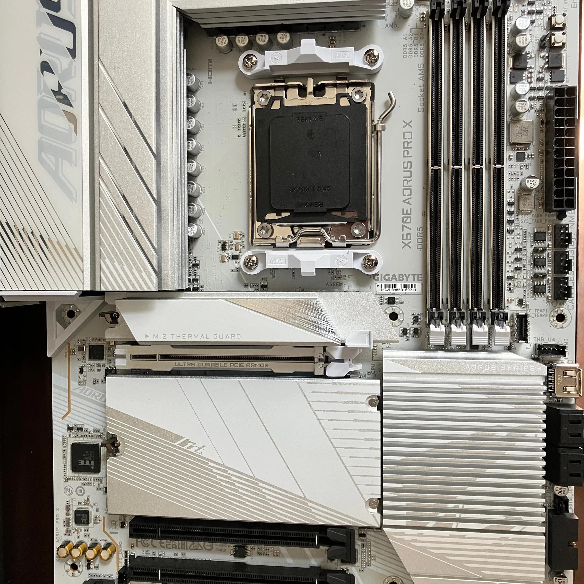 Gigabyte Aorus X670E Pro X
