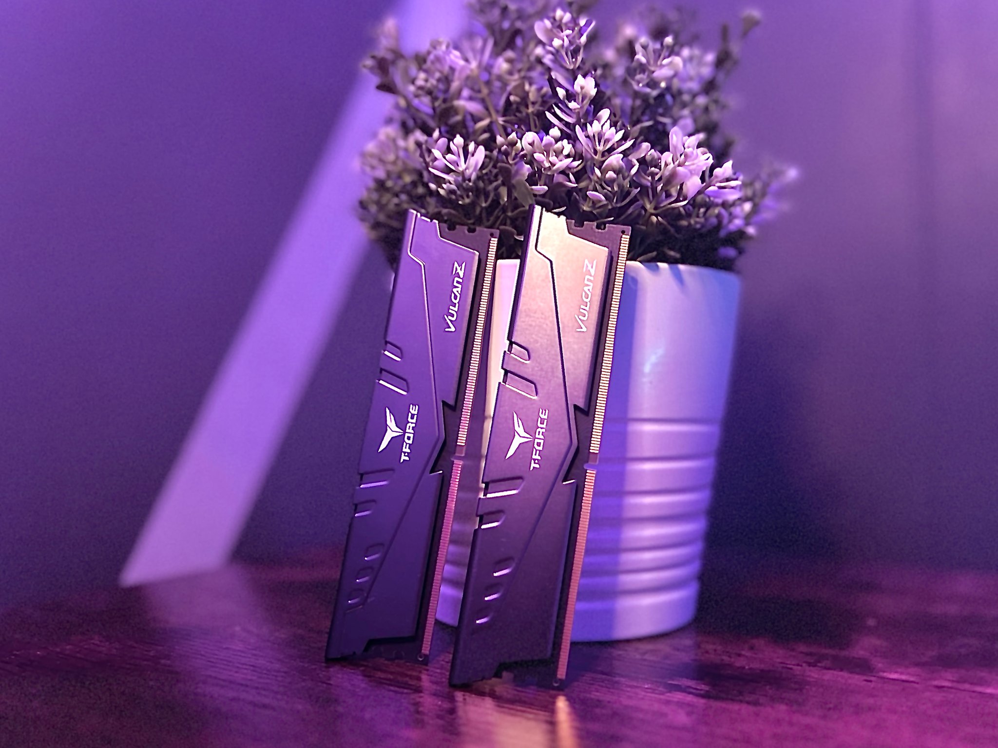 TEAMGROUP T-FORCE VULCAN Z DDR4 | 16GB (2x8GB) | 3200MHz | CL16 RAM | GREY | ANTISTATIC WRAP |