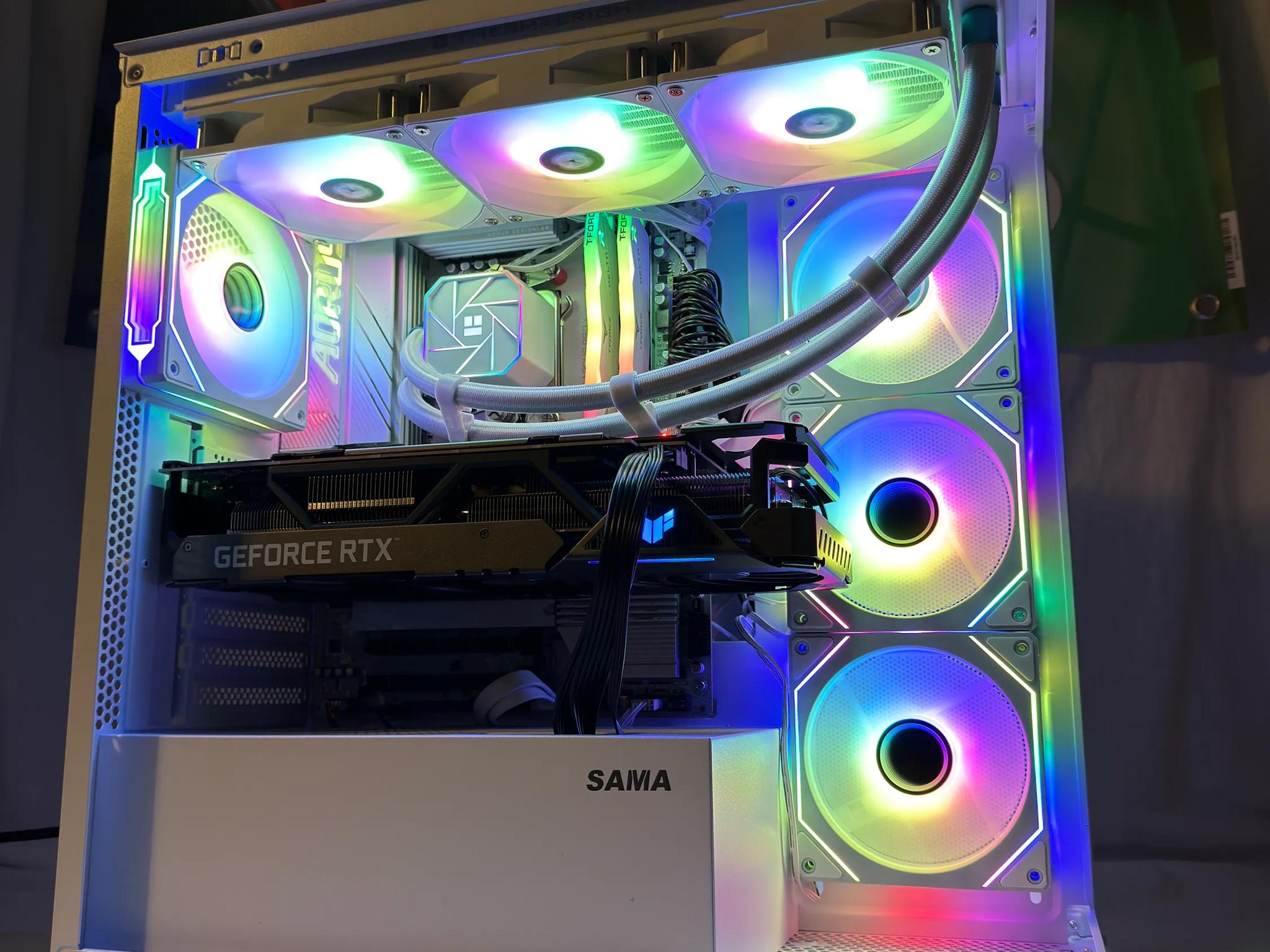 RTX 4090 Gaming PC with Ryzen 9 7950X3D