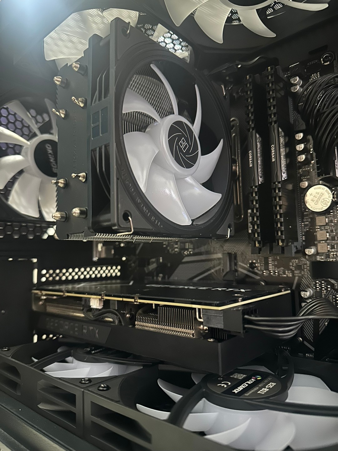 Ryzen 5 5500 / RTX 3060 Ti / 512GB NVME / 16GB RAM | Jawa