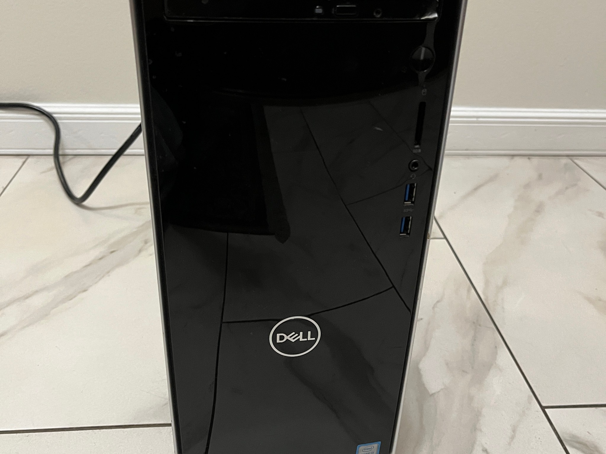 NVIDIA GTX 1650 4GB, Intel i3-8100, 12GB RAM, 1 TB Storage, Dell Gaming PC w/ Wi-Fi & BT
