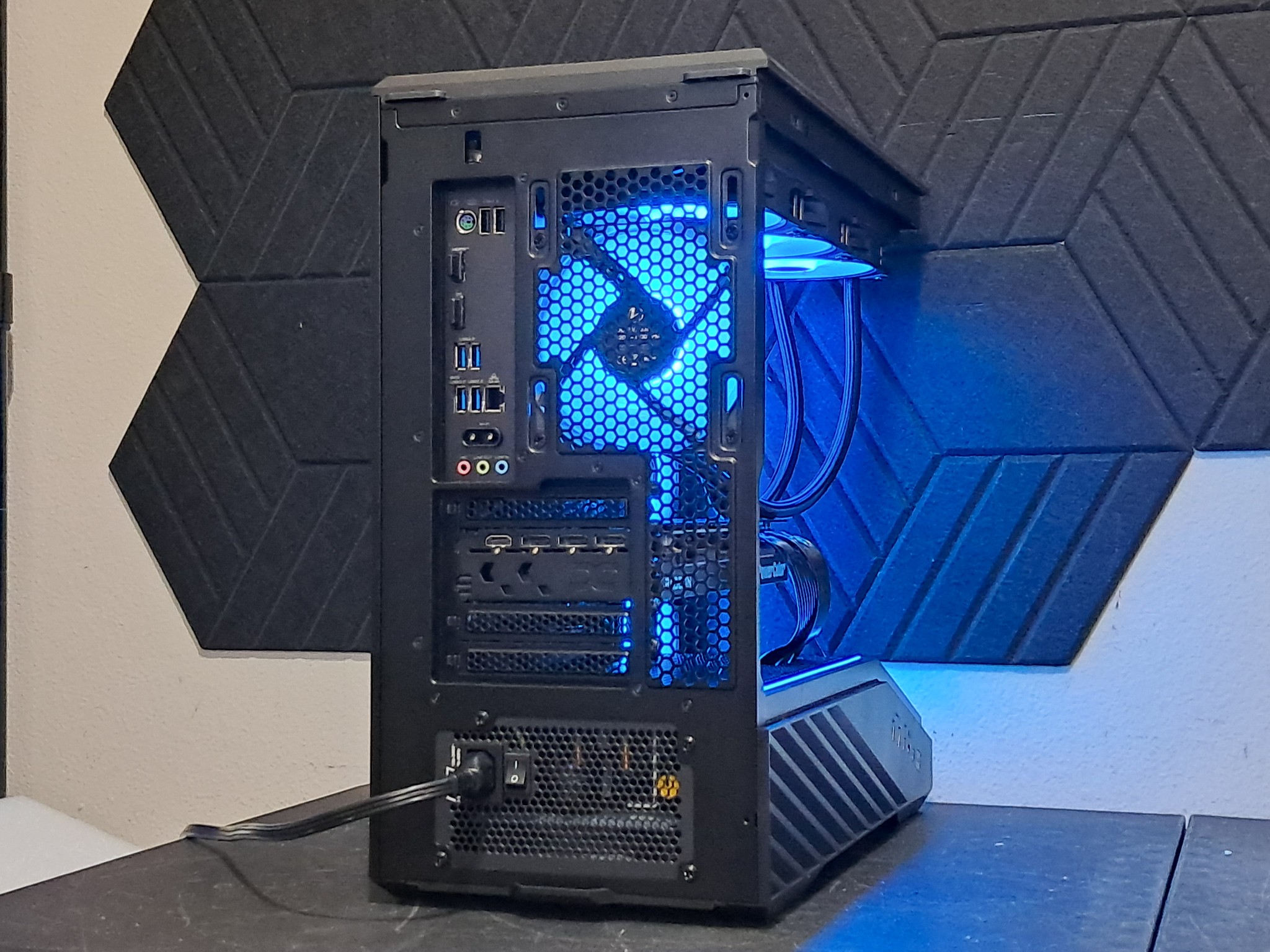 4K Gaming PC | RX 9070 XT | 32GB DDR4 | 2TB SSD