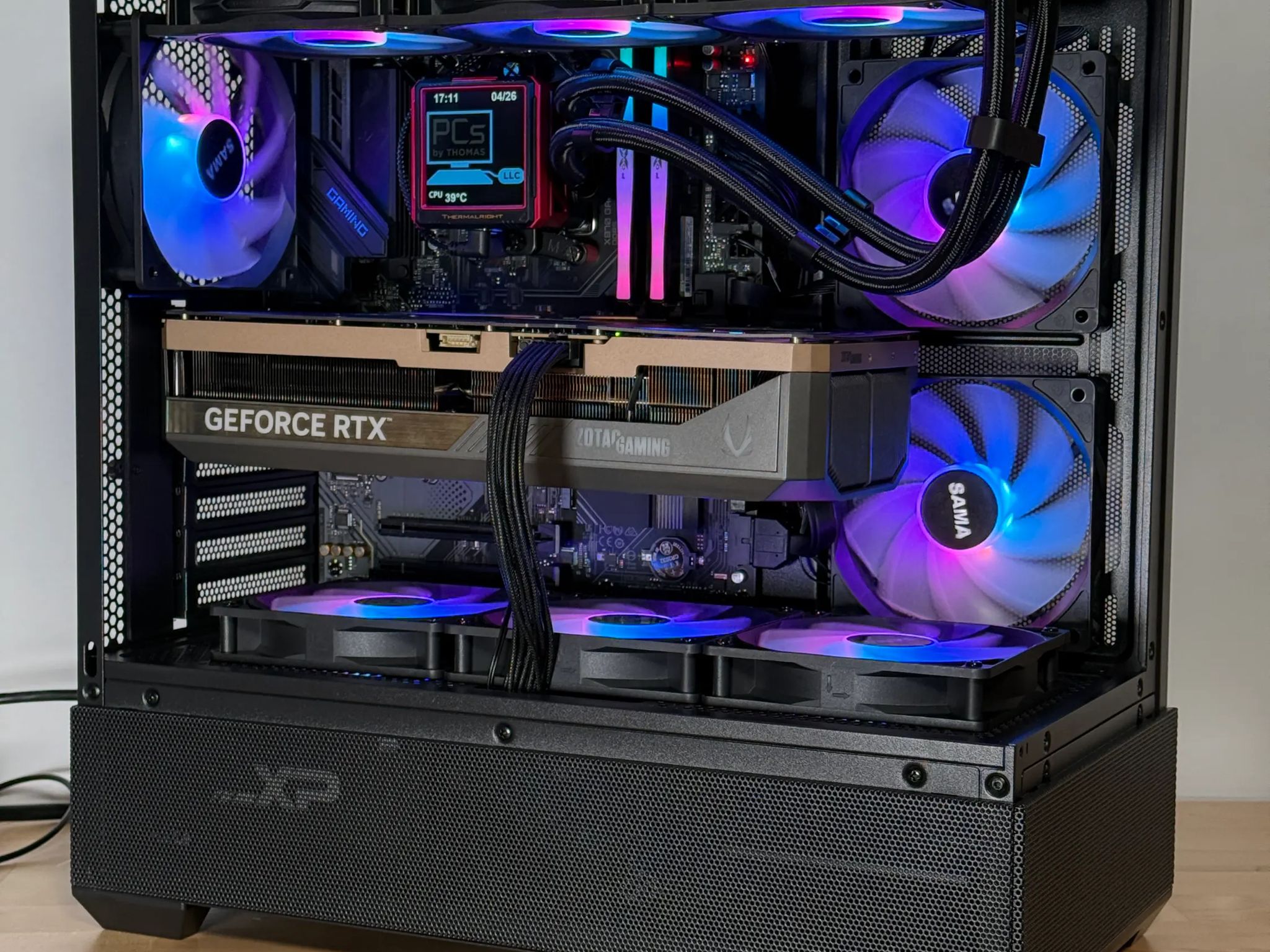 RTX 5080 Ryzen 9 9900x Gaming PC