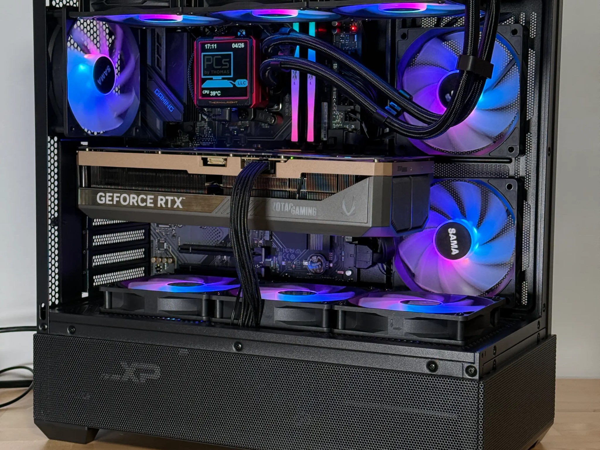 RTX 5080 Ryzen 9 9900x Gaming PC