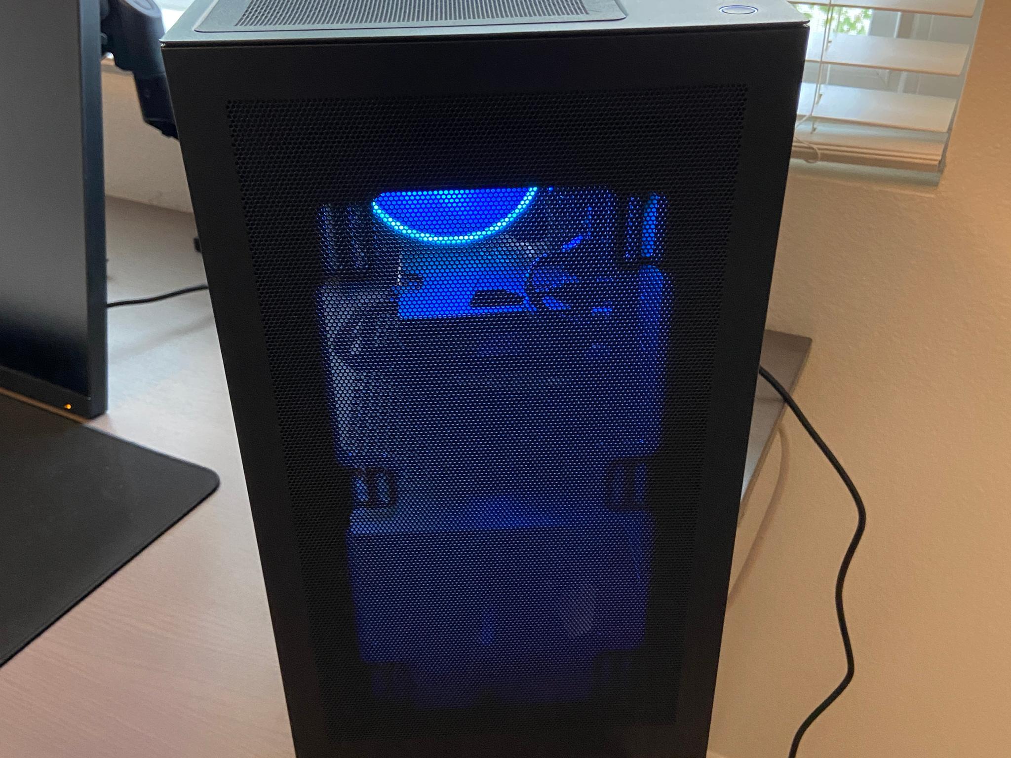 RX 6600, I3 12100f, 16gb ram, 620gb SSD, Gaming PC