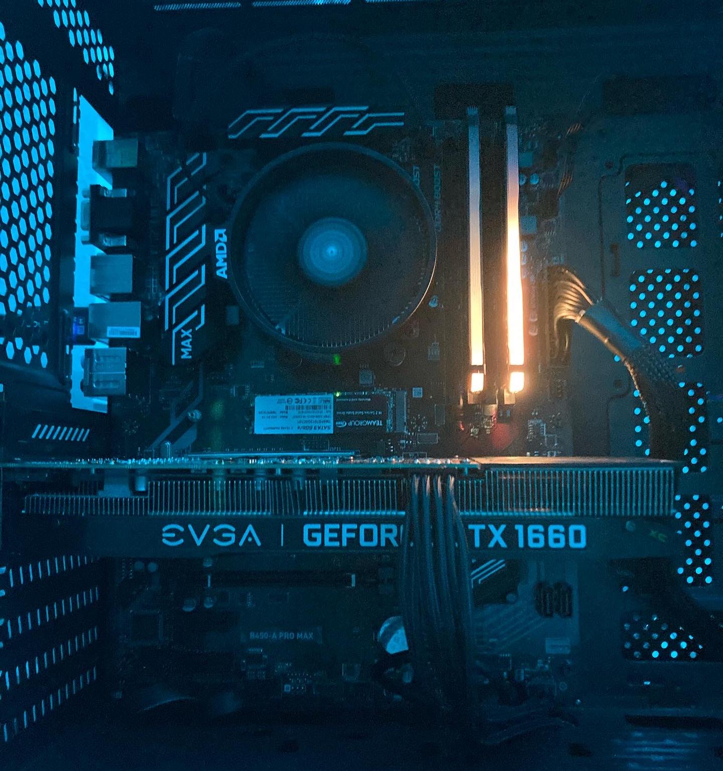 ON SALE!! Gtx 1660 ryzen 5 3600!