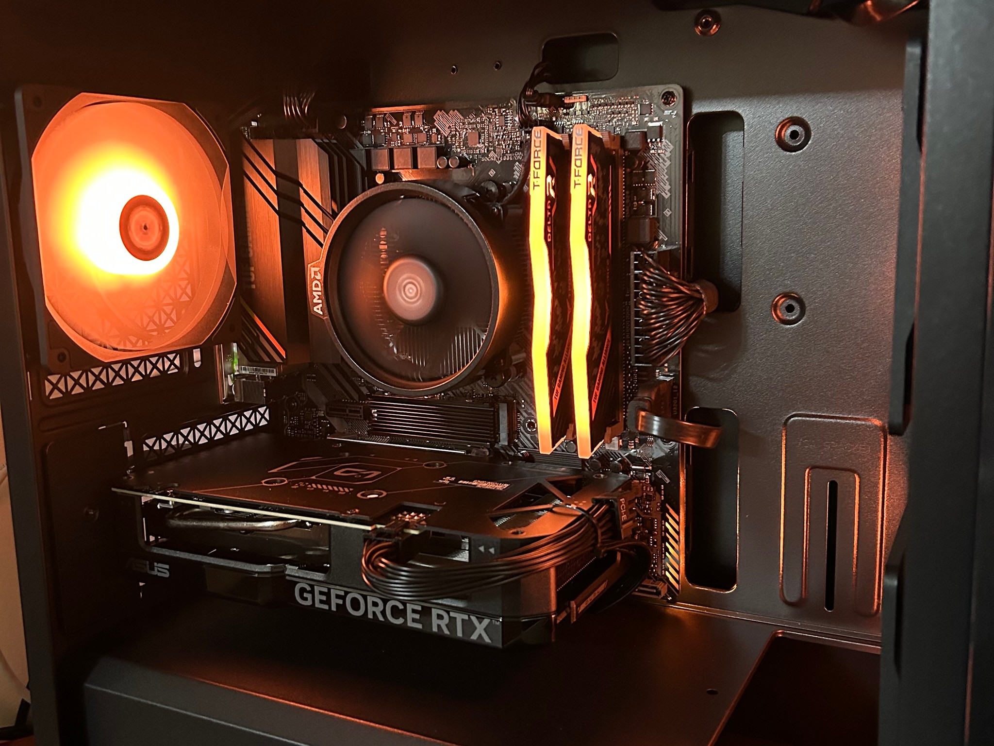 RTX 4060ti | Ryzen 5 5600 | 1TB SSD | The Mid-Range Beast V8