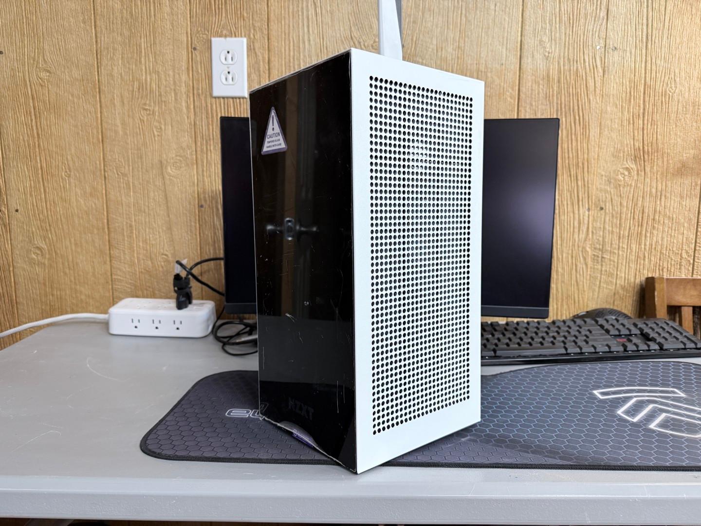 NZXT H1 Gen 2 Gaming / Production Beast! - 5950X, RTX 3070 TI, 32GB DDR 4 4000, 2 TB NVME