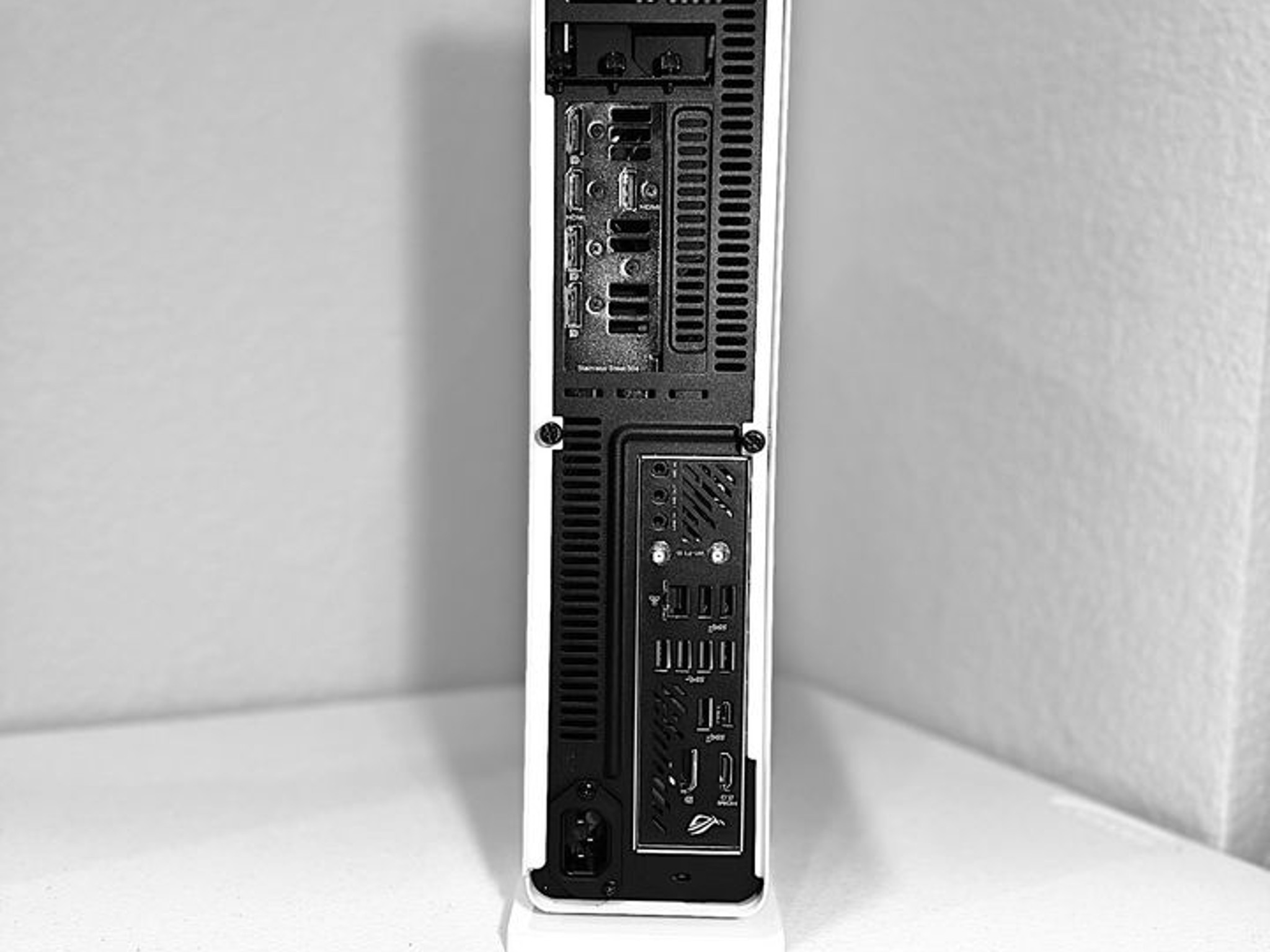 Fractal Design Ridge Budget Build | Ryzen 5 4500 | GTX 1050ti
