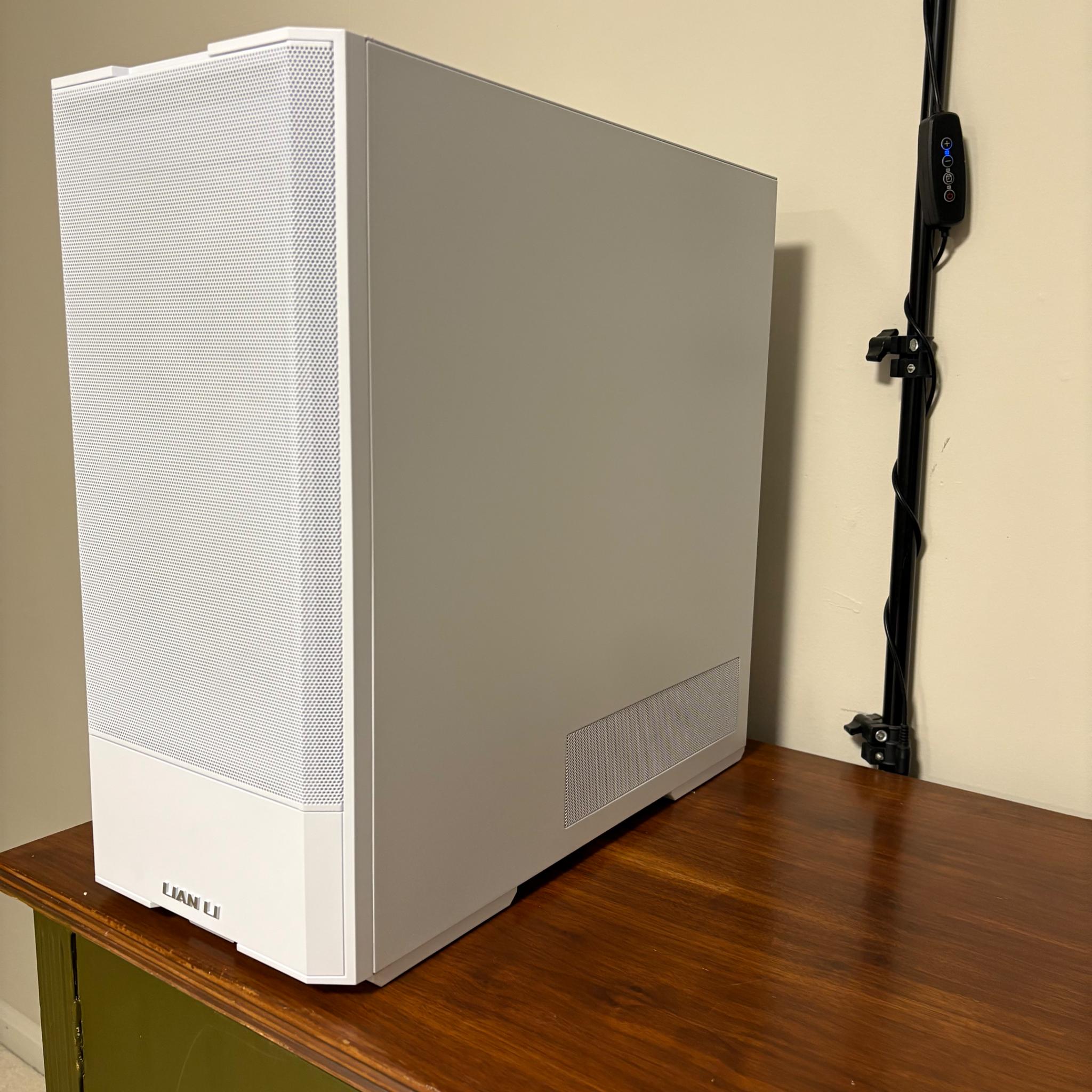 RTX 4070TI | Ryzen 7 7700X | 32GB DDR5 | 1TB SSD | 850W Gold PSU | ARGB Fans | Lancool 207