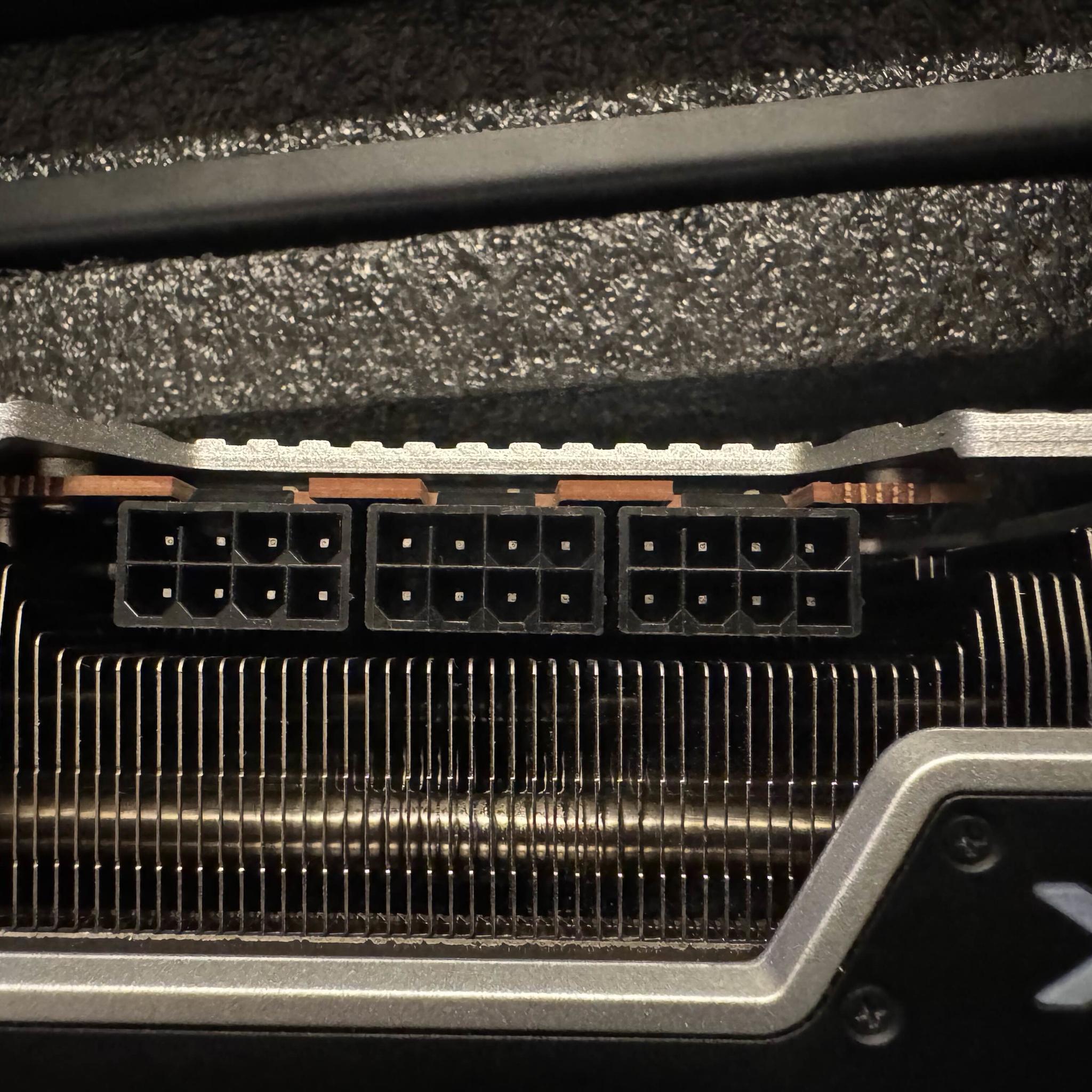 XFX Speedster MERC310 AMD Radeon RX 7900XTX