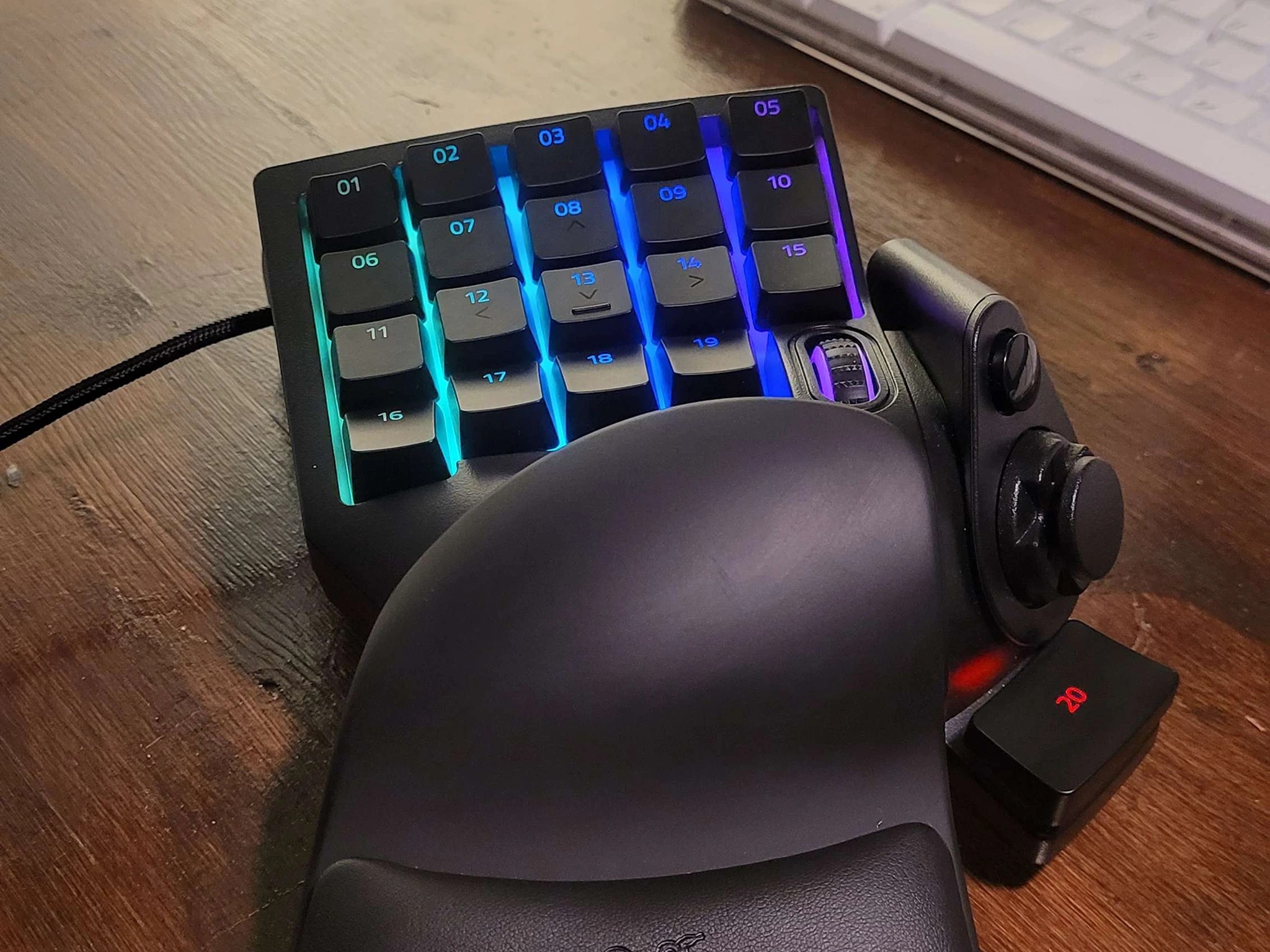 Razer Tartarus V2 One Handed Keyboard