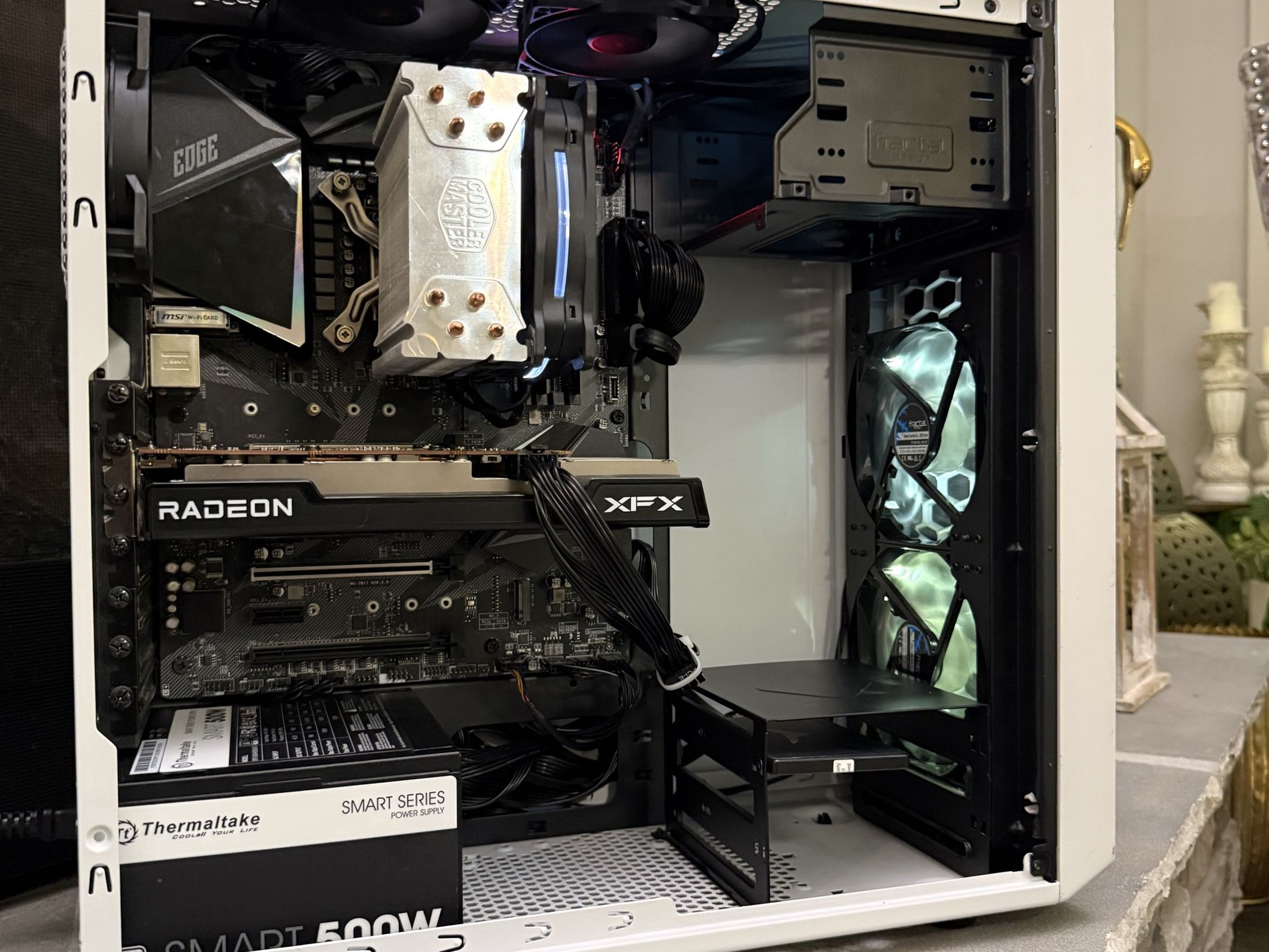 🤍 Minimalist White Gaming PC | RX 6600 + i7-8700 | 16GB RAM | 1TB SSD