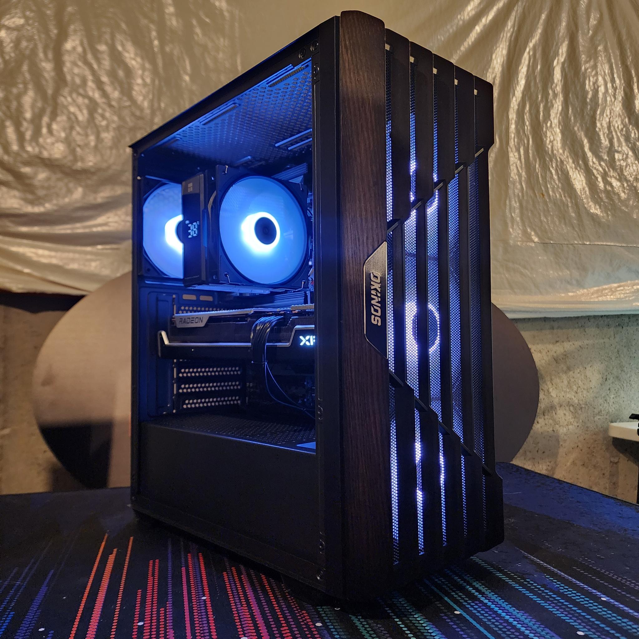 RX 7800 XT / Ryzen 5 7600 / 32GB DDR5 / 1TB NVMe SSD