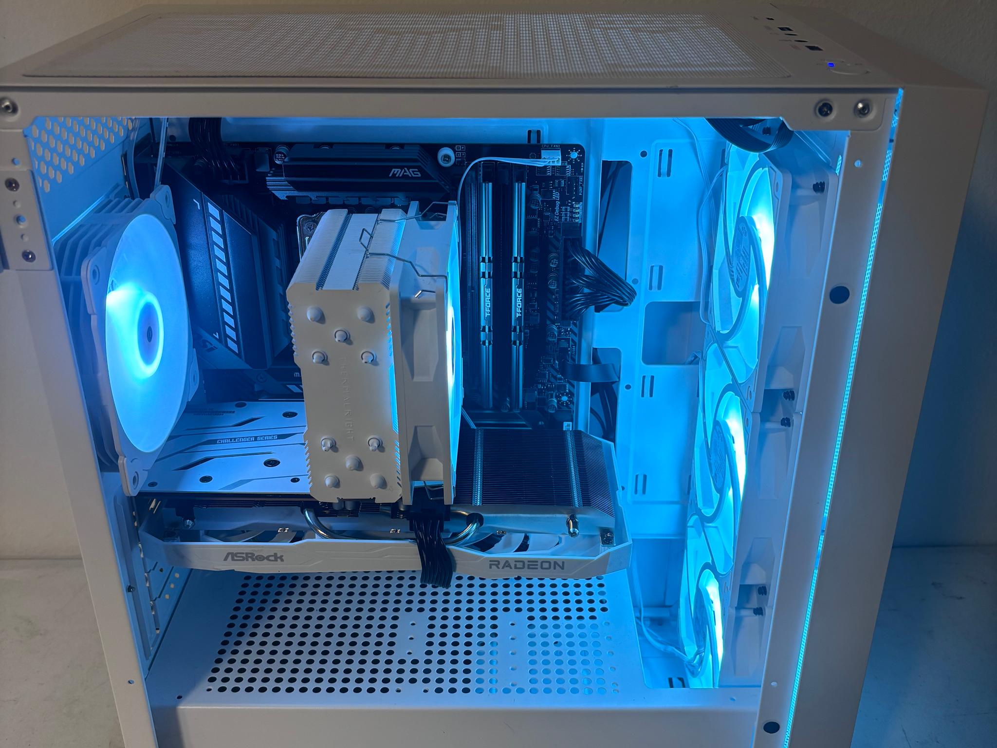 🤍Perfect for 1080p gaming has Intel i3 10th gen and rx 6600! All White ARGB🤍