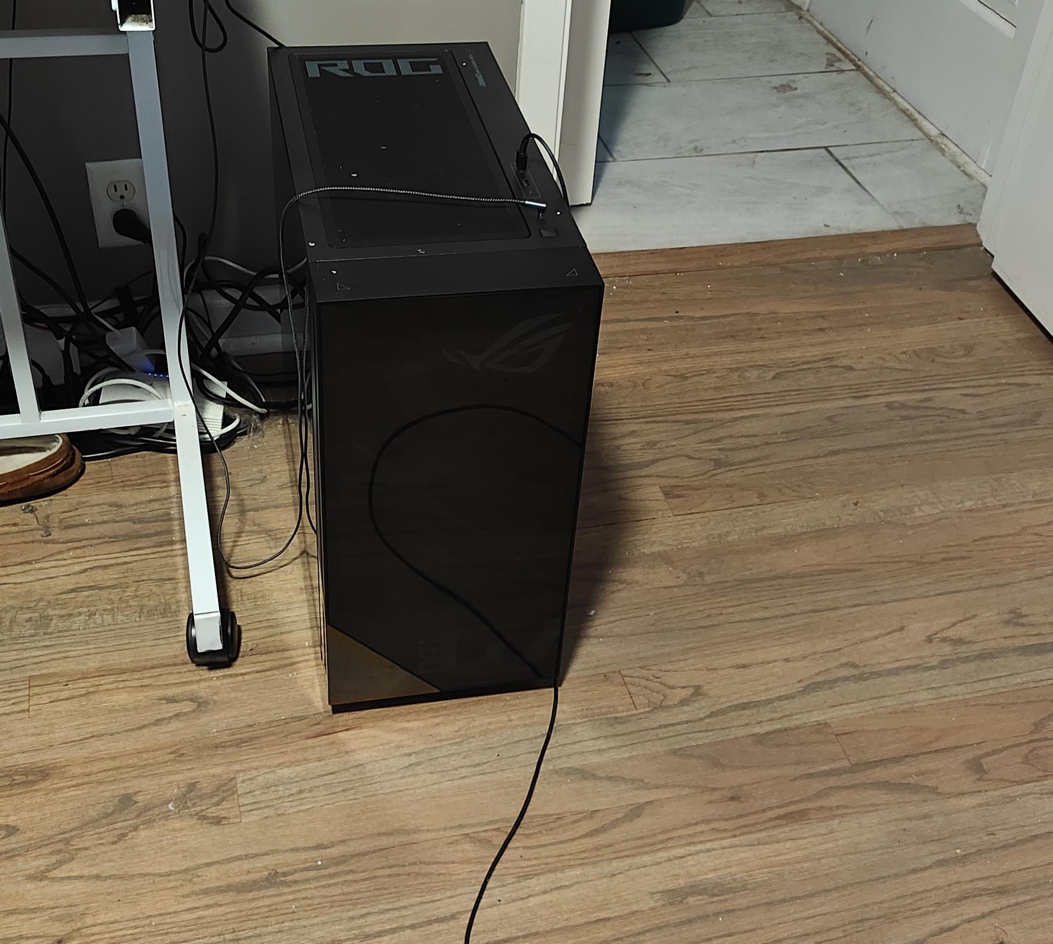 ASUS ROG GM700 58L Gaming Desktop - AMD Ryzen 9 9950X 3D - AMD Radeon 9070 XT - 32GB RAM - 2TB SSD