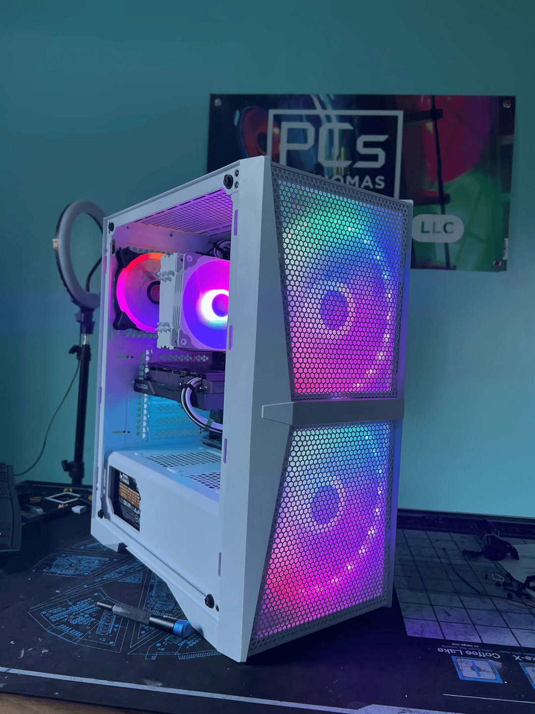 New midrange gaming pc 6600xt