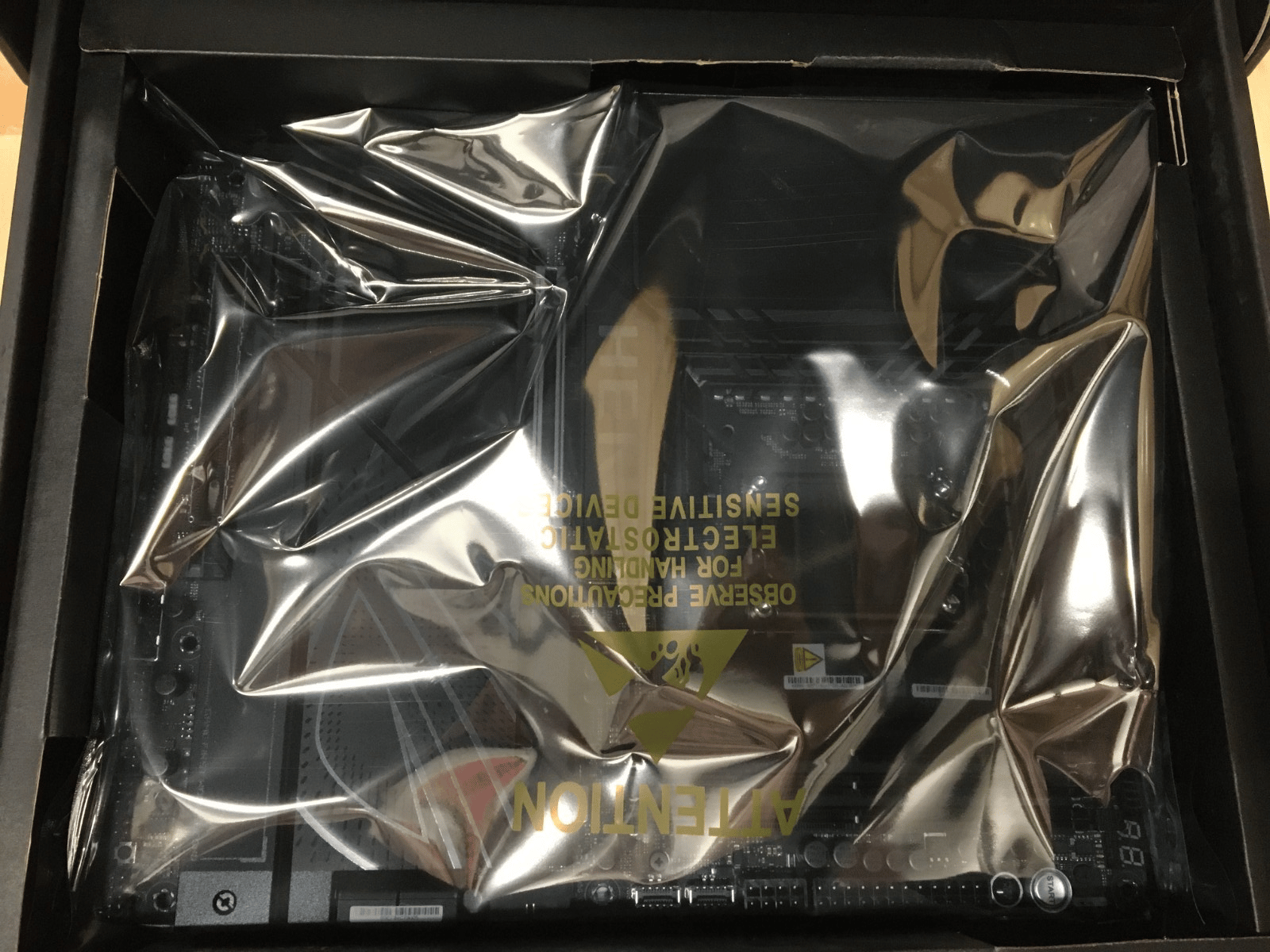 ASUS ROG Maximus Z890 Hero LGA 1851 Motherboard - Open Box, No Accessories