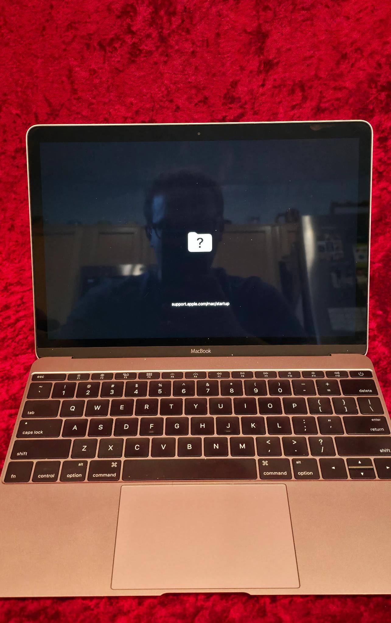 MacBook Air A1534