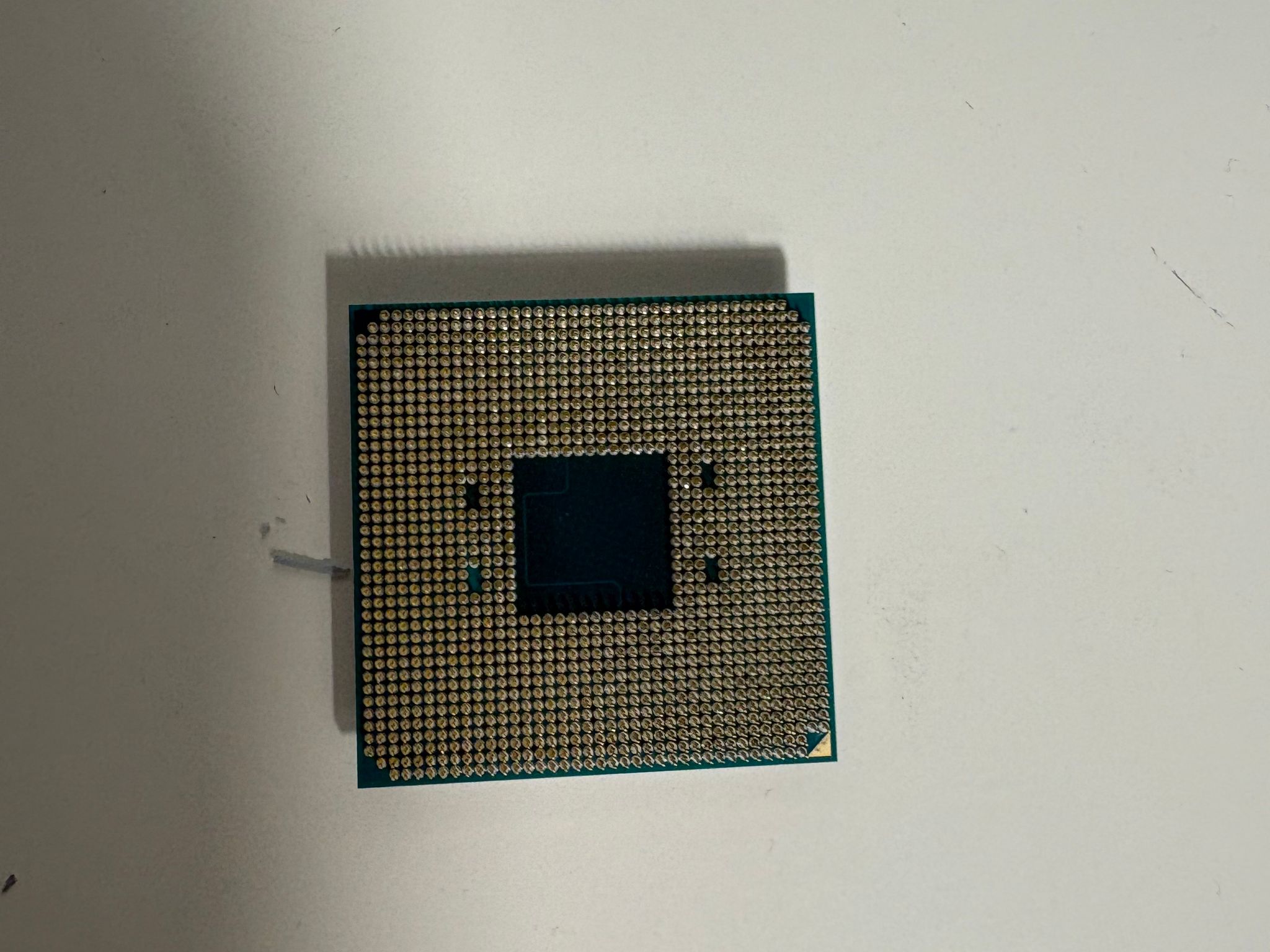 AMD Ryzen 3 PRO 2200G