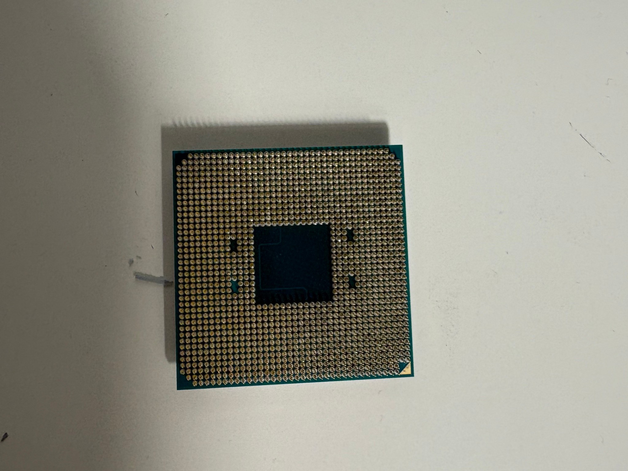 AMD Ryzen 3 PRO 2200G