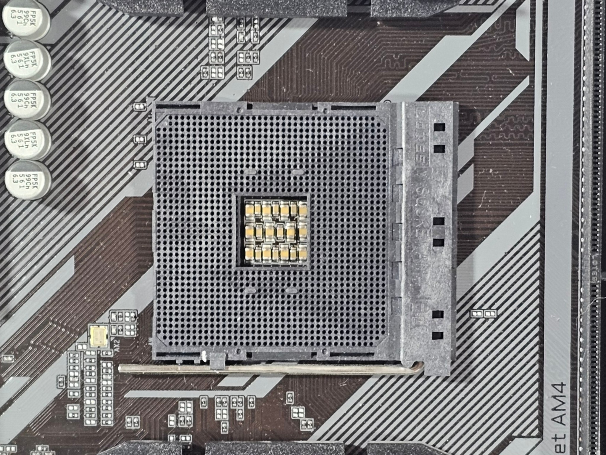 B450 Aorus M AMD AM4 DDR4 mATX Motherboard