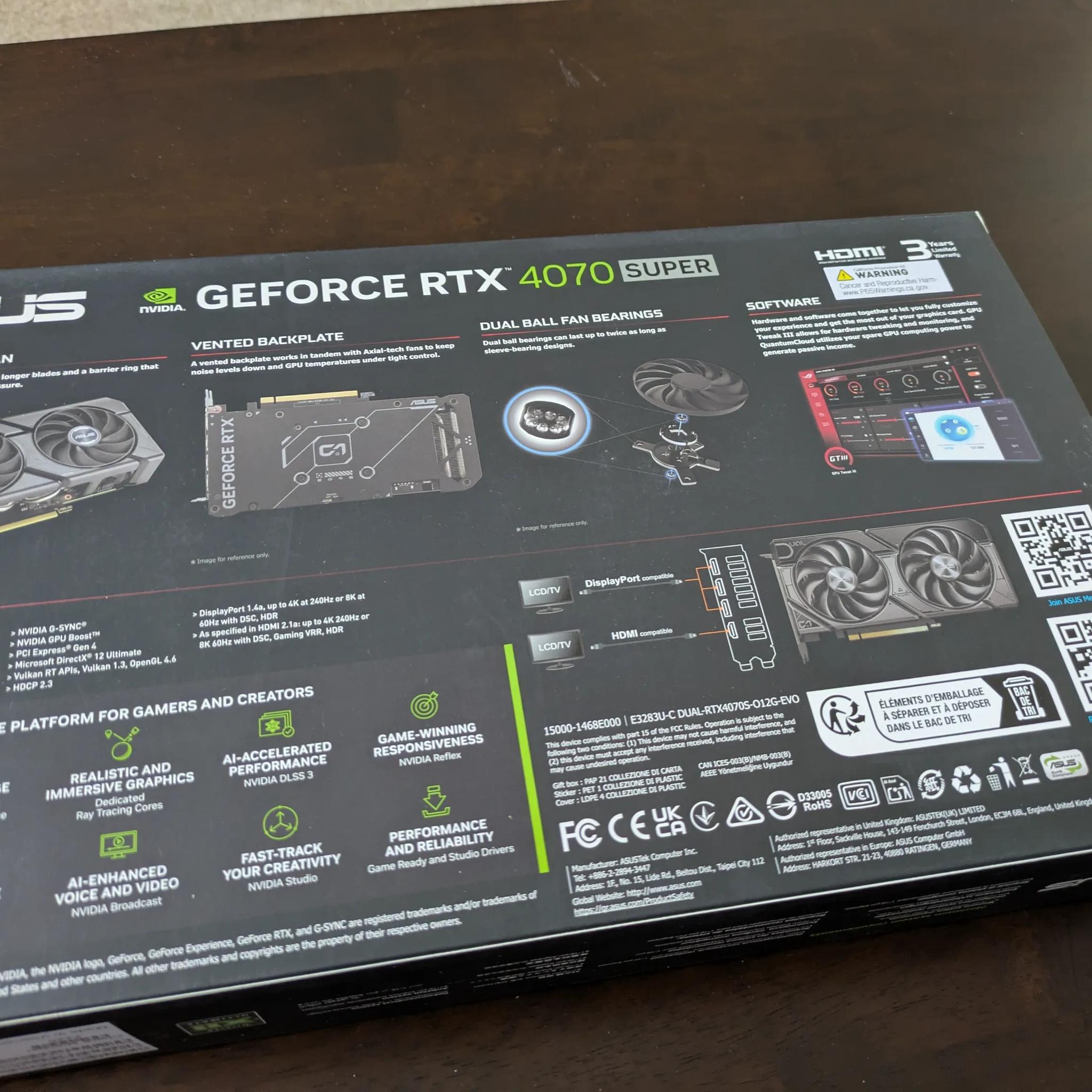 ASUS - Dual NVIDIA GeForce RTX 4070 Super EVO Overclock Edition