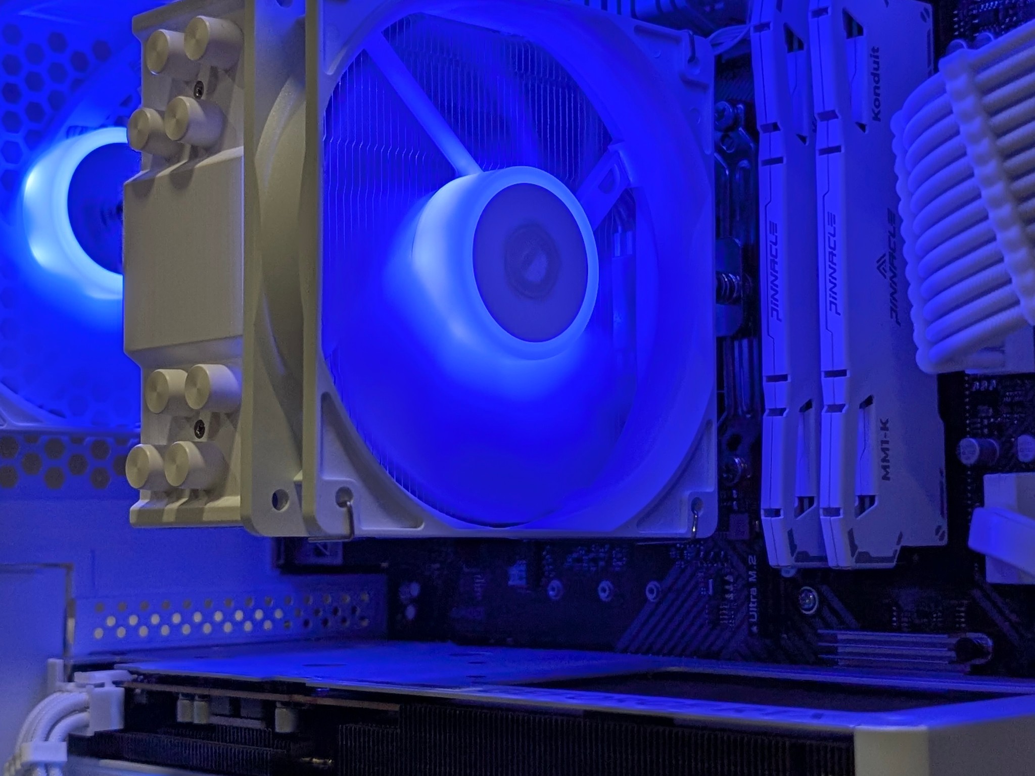 🔵 Gaming PC // RTX 5060 - Ryzen 7 3700X 🔵