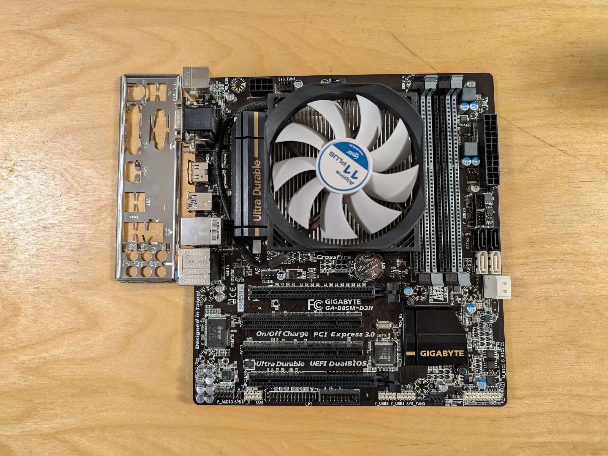 MSI B85M / Intel Core i5 4670 / Arctic cooler combo