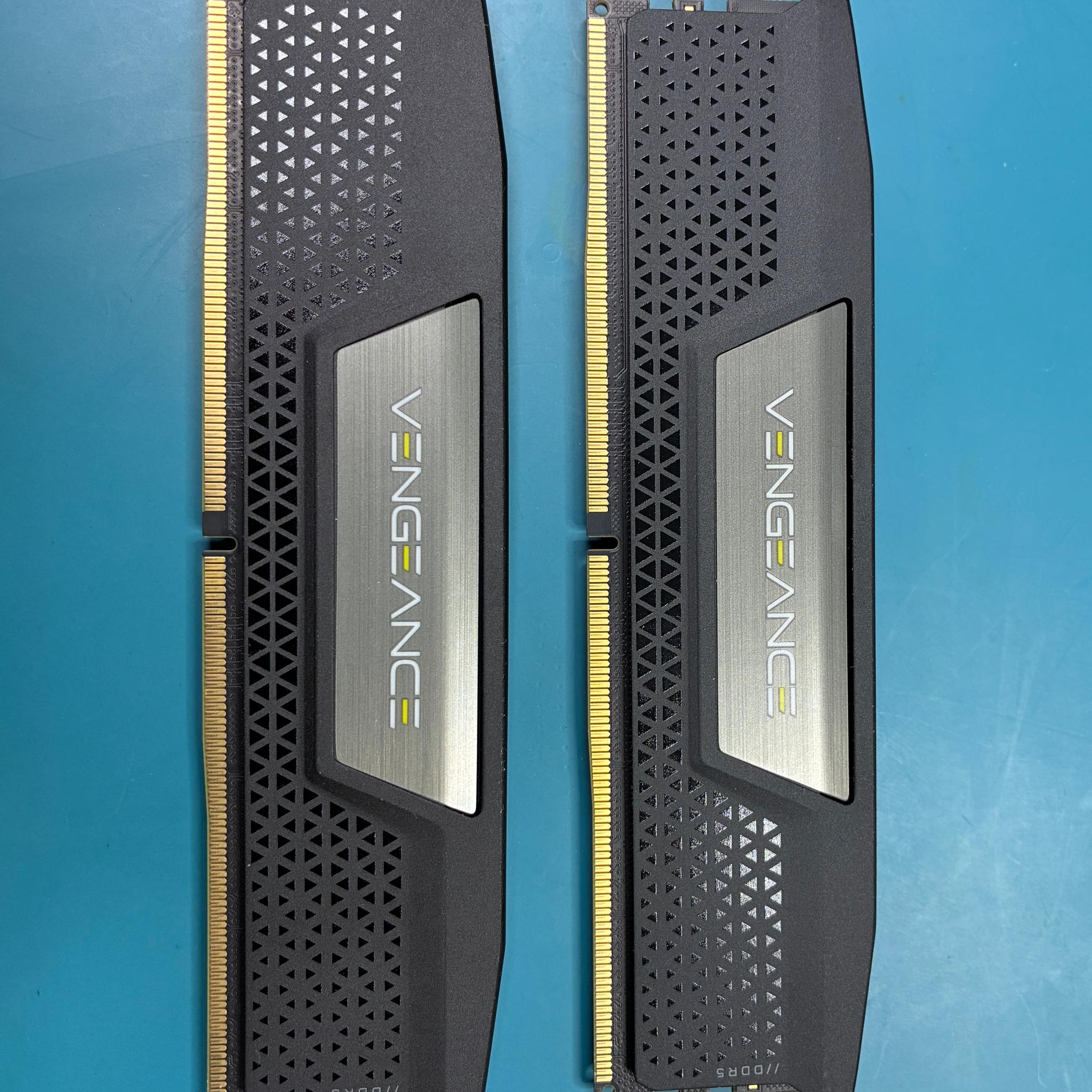 Corsair Vengeance DDR5 48GB kit (Memory)