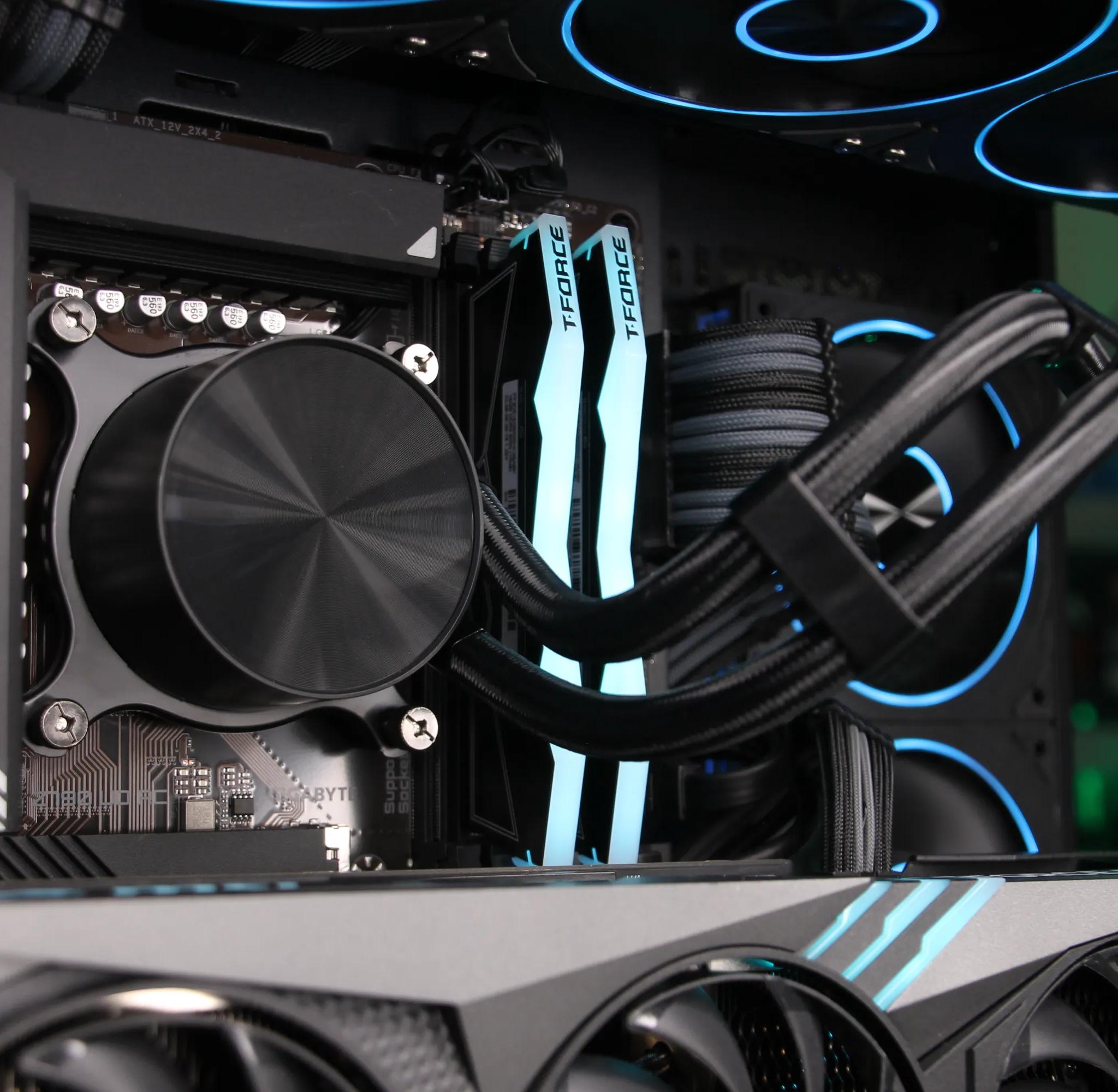 𝘼𝙇𝙋𝙃𝘼 // Core i9-12900K, RTX 4080 // High-End Gaming PC