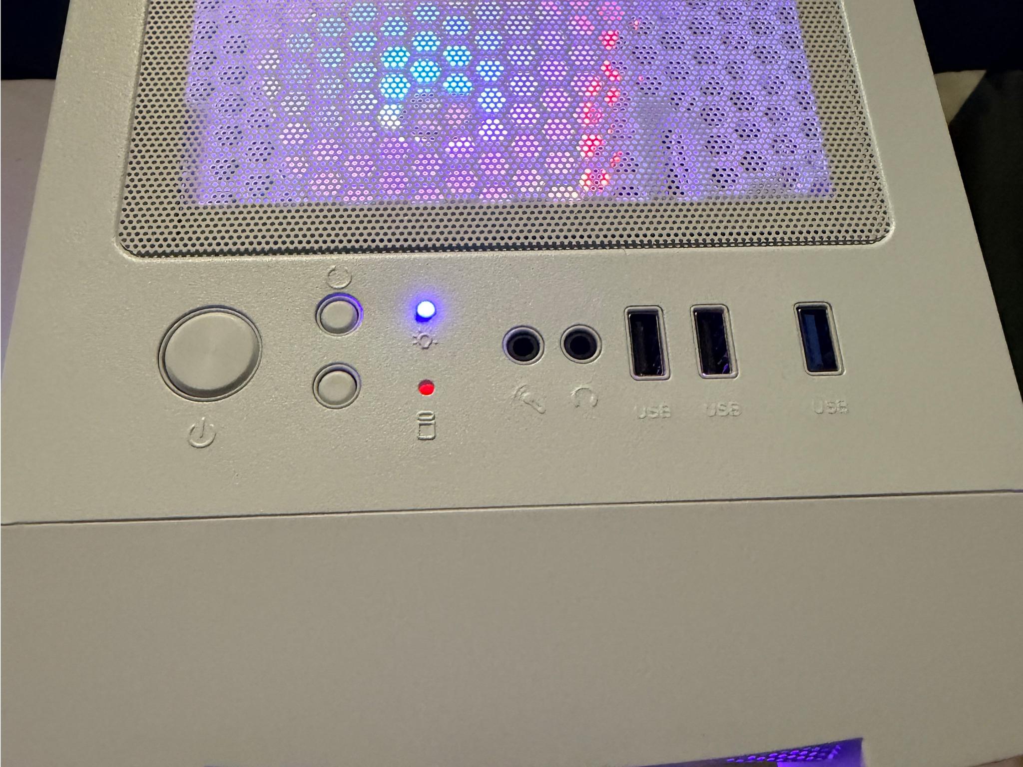 New Custom Gaming PC || RTX 3080 FE || i5-12600KF || 32GB DDR5 RAM || 2TB NVMe SSD || B760 + Wi-Fi