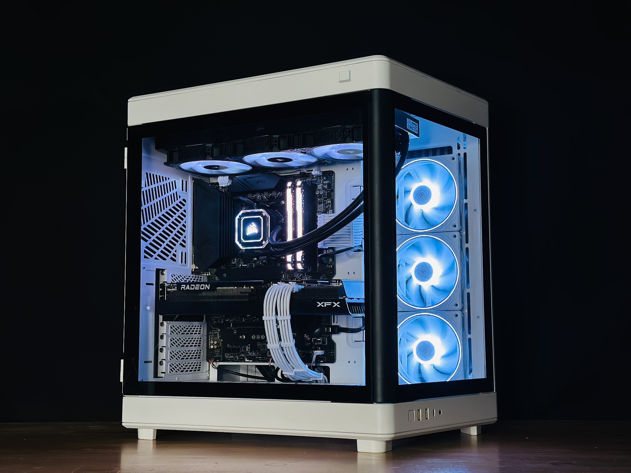 👻🌫️ | 1440p/4K Gaming PC | AMD Ryzen 7 5800x, 7800xt, WiFi 6, 32gb