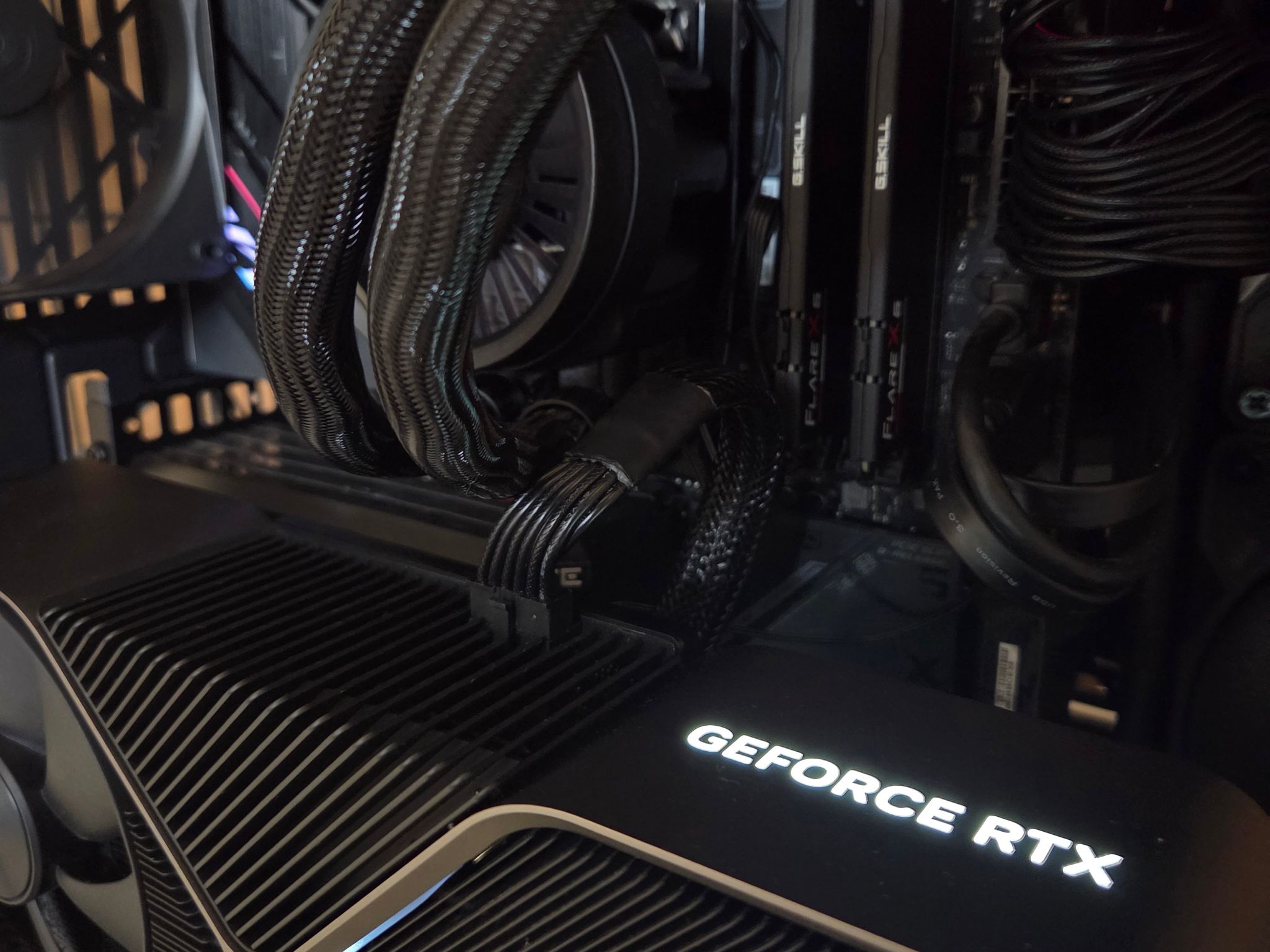 ALL Black V3 | RTX 4080| Ryzen 9 7900x | 32GB DDR5 | 1TB NVME | GOLD PSU | Windows 11 | WIFI