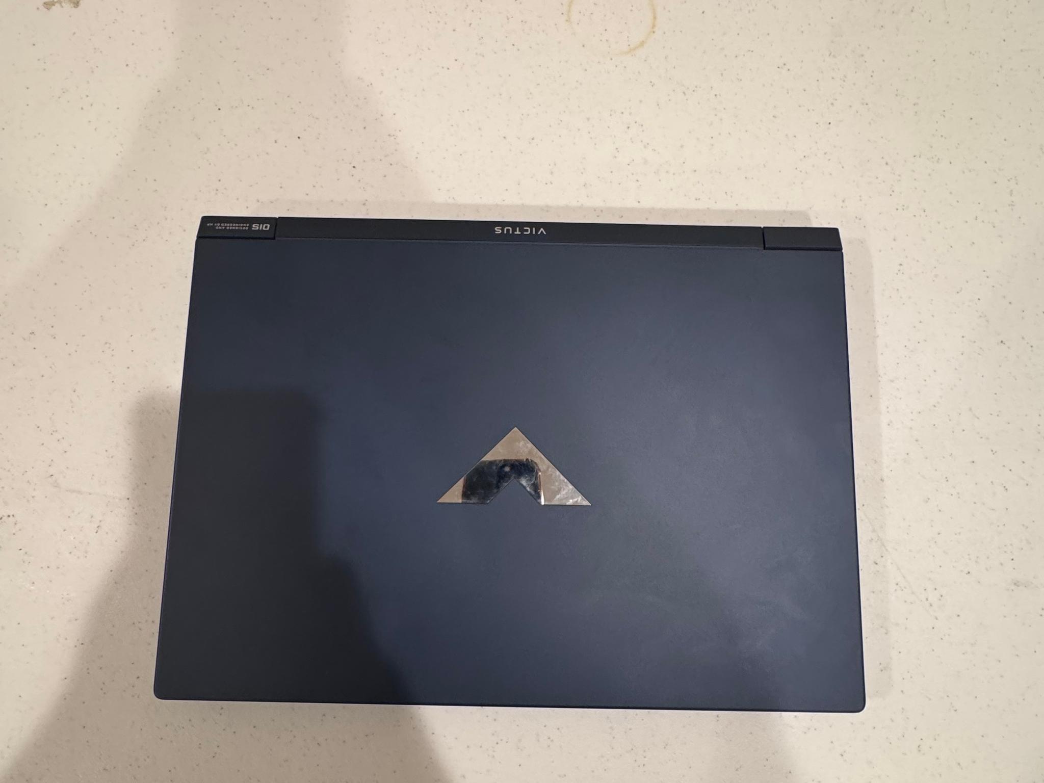 HP VICTUS