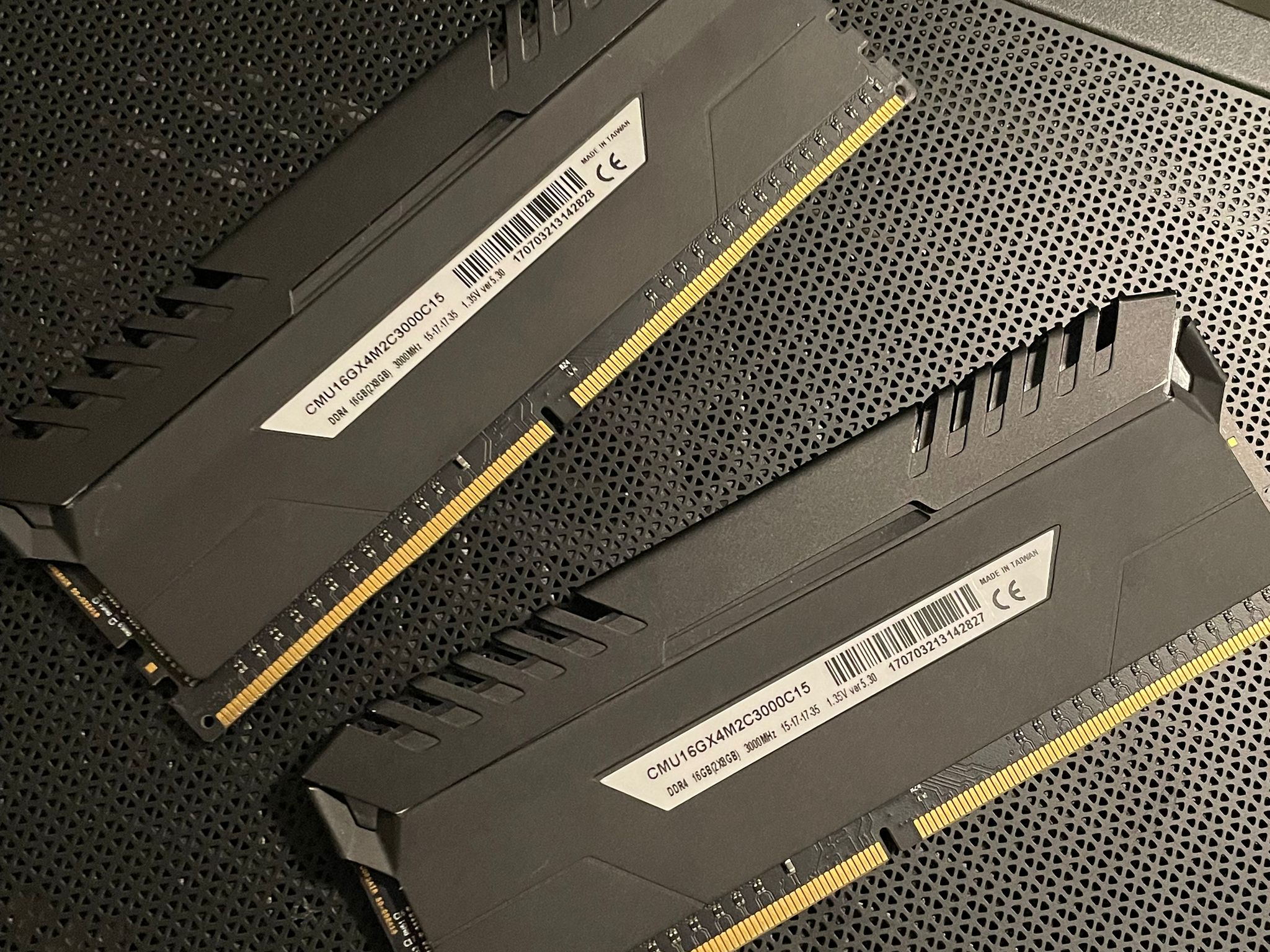 ROG Maximus Xii Hero Wifi White