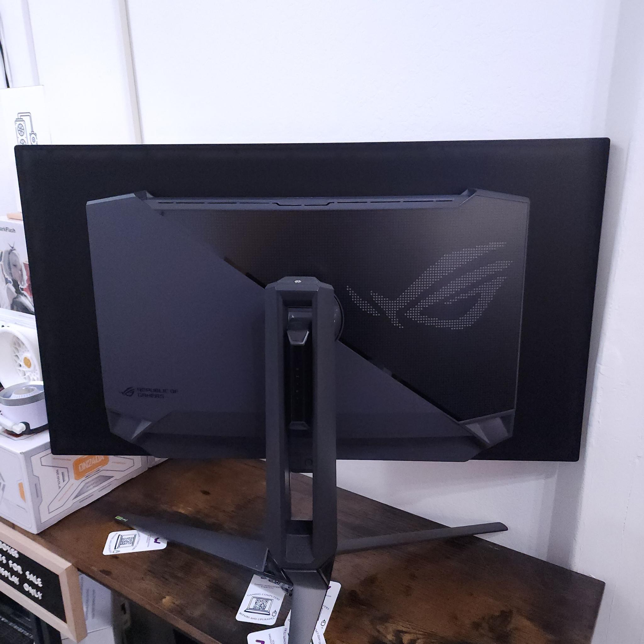 ASUS ROG Swift 32" 4K OLED Gaming Monitor UHD 3840 x 2160 QD-OLE 240Hz PG32UCDM