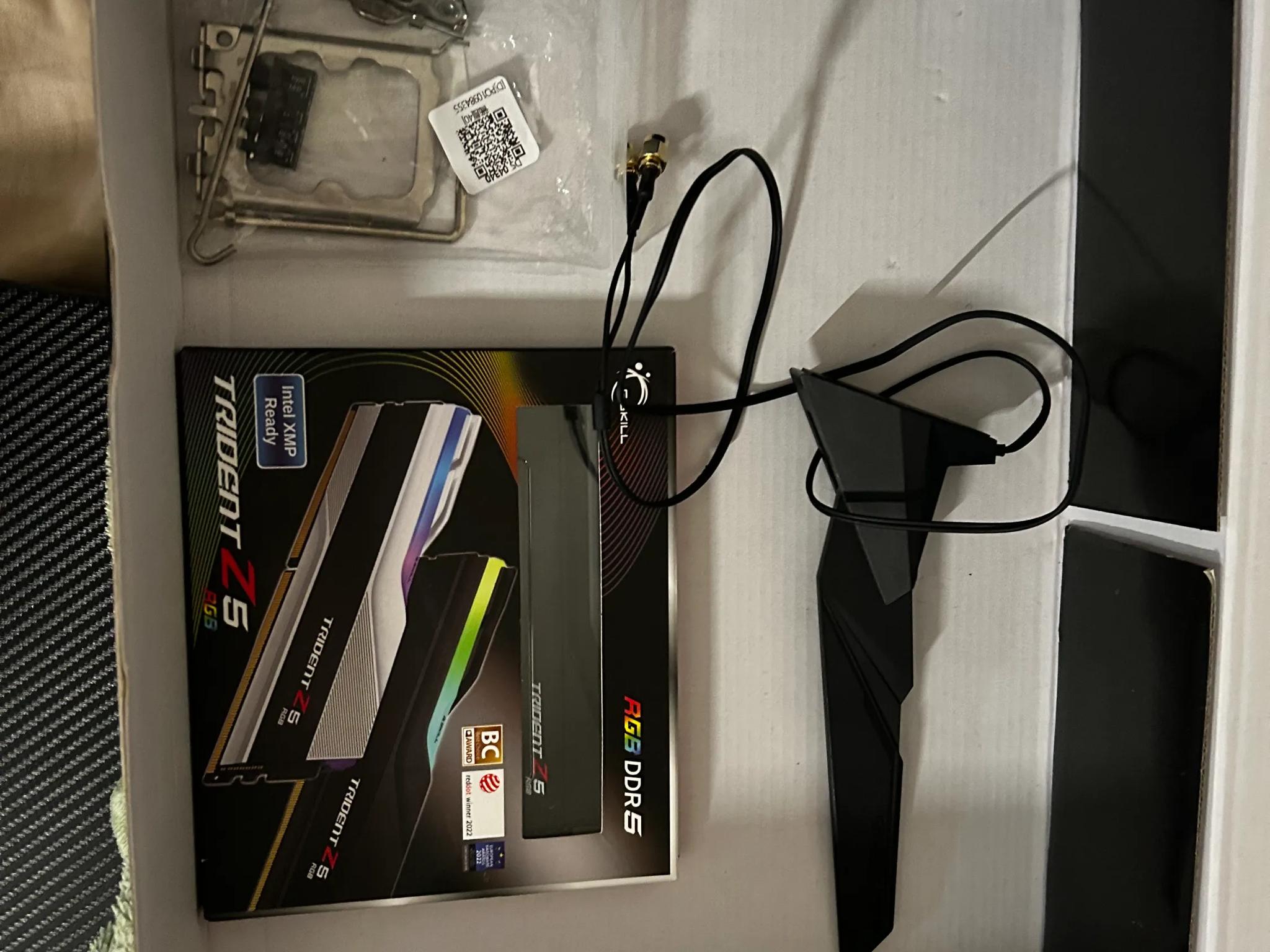 13900KS + Z790 AORUS ELITE AX + 32GB G.Skill 6000mhz DDR5 [CPU/MOBO/RAM] BUNDLE **LIGHTLY USED**