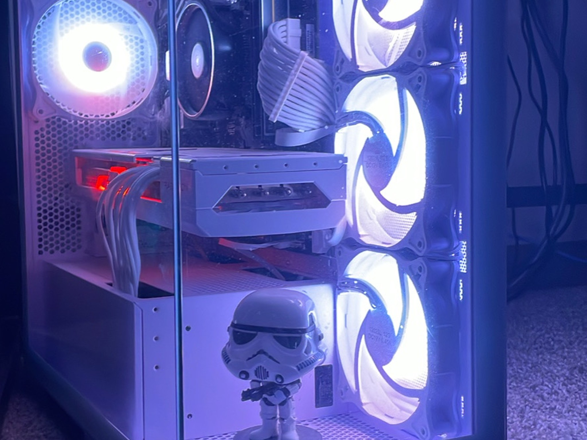 *Sale High end Gaming Pc Radeon 7800XT, 16gb Teamgroup Elite+ ddr5 ram 4800mhz, Amd ryzen 5 7600
