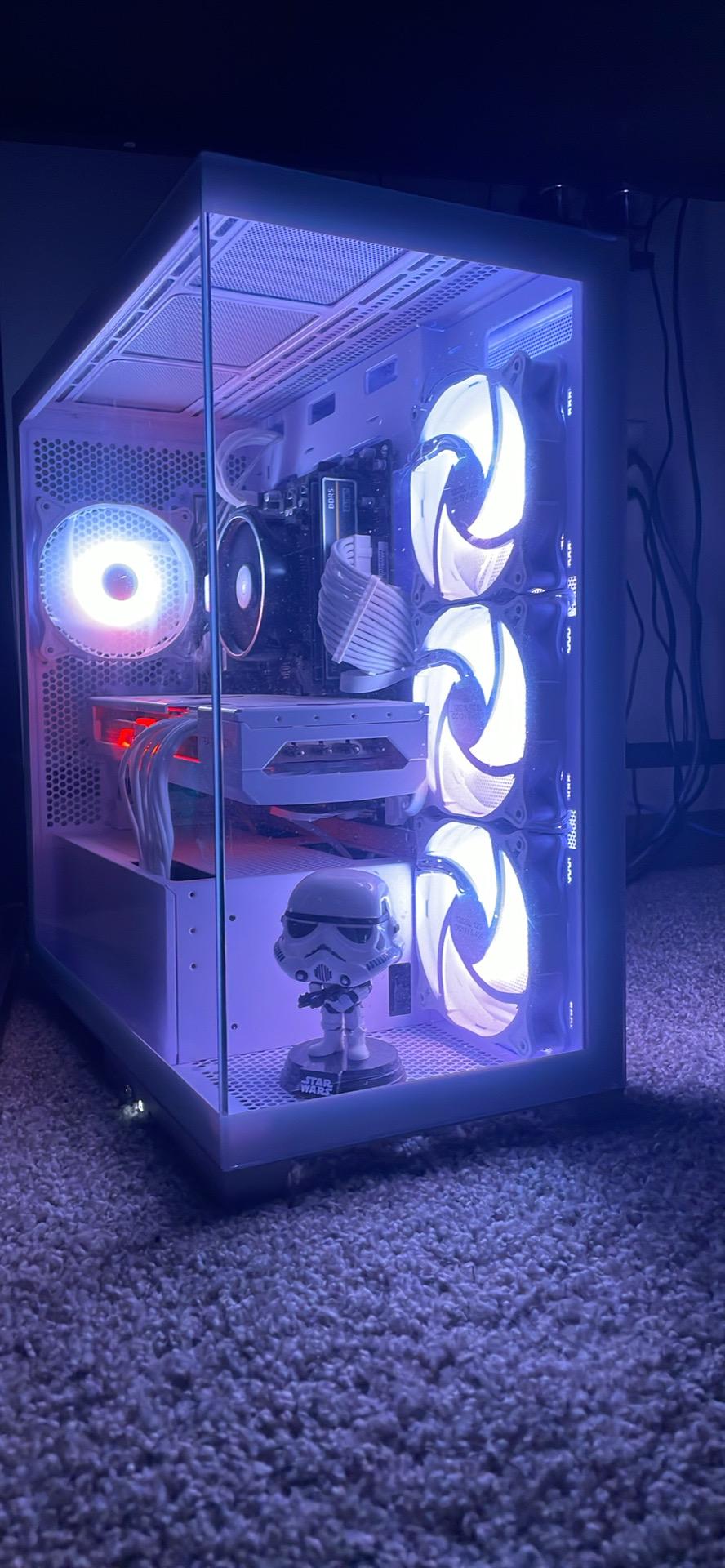 *Sale High end Gaming Pc Radeon 7800XT, 16gb Teamgroup Elite+ ddr5 ram 4800mhz, Amd ryzen 5 7600