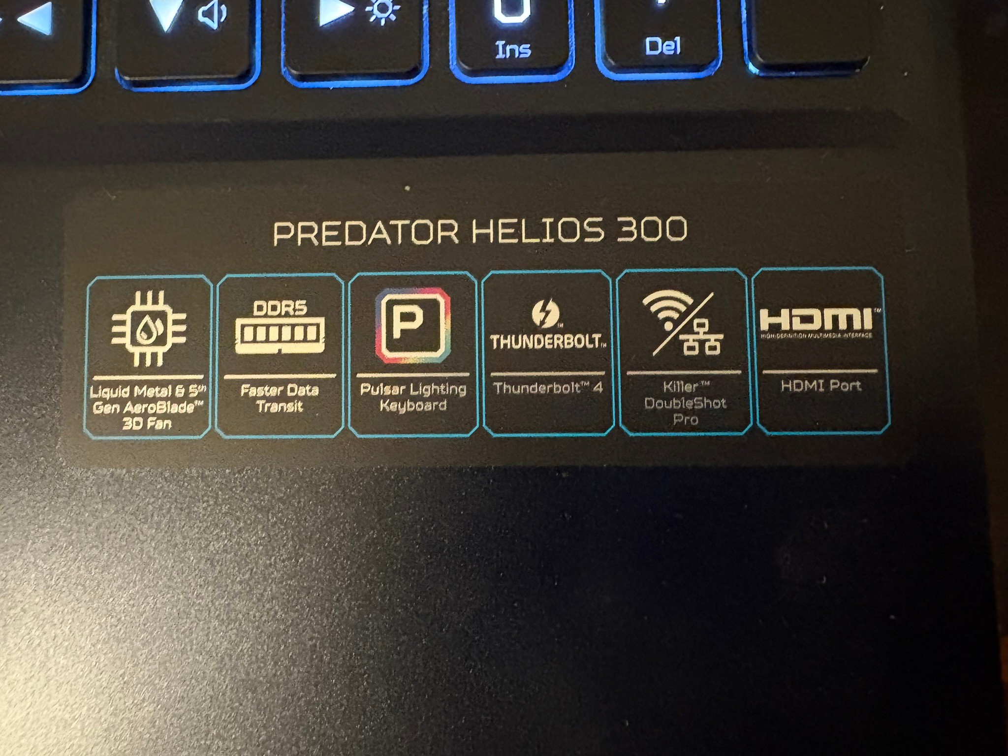 MINT Acer Predator Helios 300 - 150W RTX 3070 Ti | Core i7 12700H | 16GB DDR5 RAM | 1TB NVME SSD