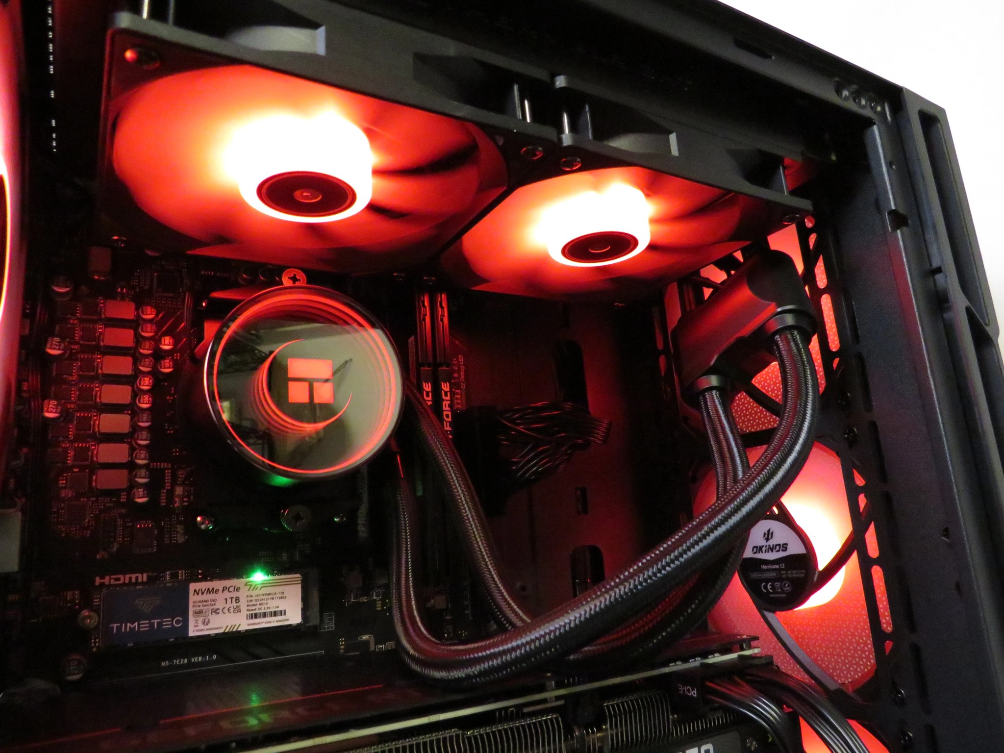 Compact POWER! Ryzen 5 7400F + EVGA RTX 3070 XC3 + 32 GB DDR5 RAM + 1 TB NVME