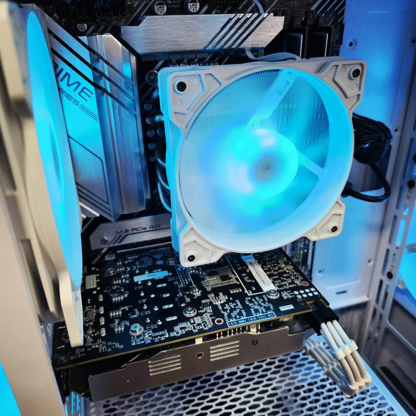 💙🤍💙 GTX 1060 6GB // Intel Core i3 10105F // Silicon Power 16GB 3200MHz