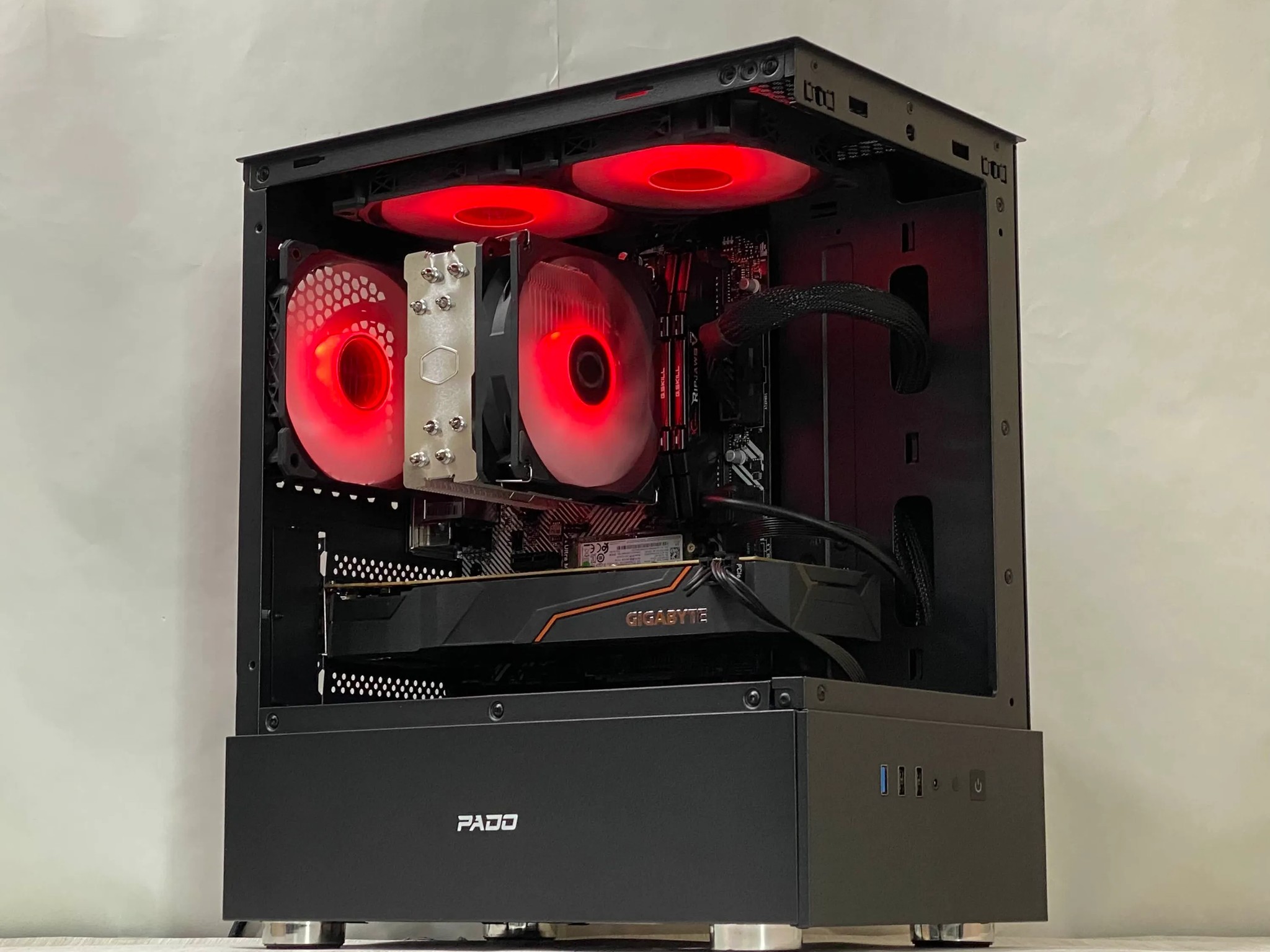 GTX 1080, Ryzen 5 2600, 16GB DDR4, 512GB NVMe SSD, WiFi - Gaming PC